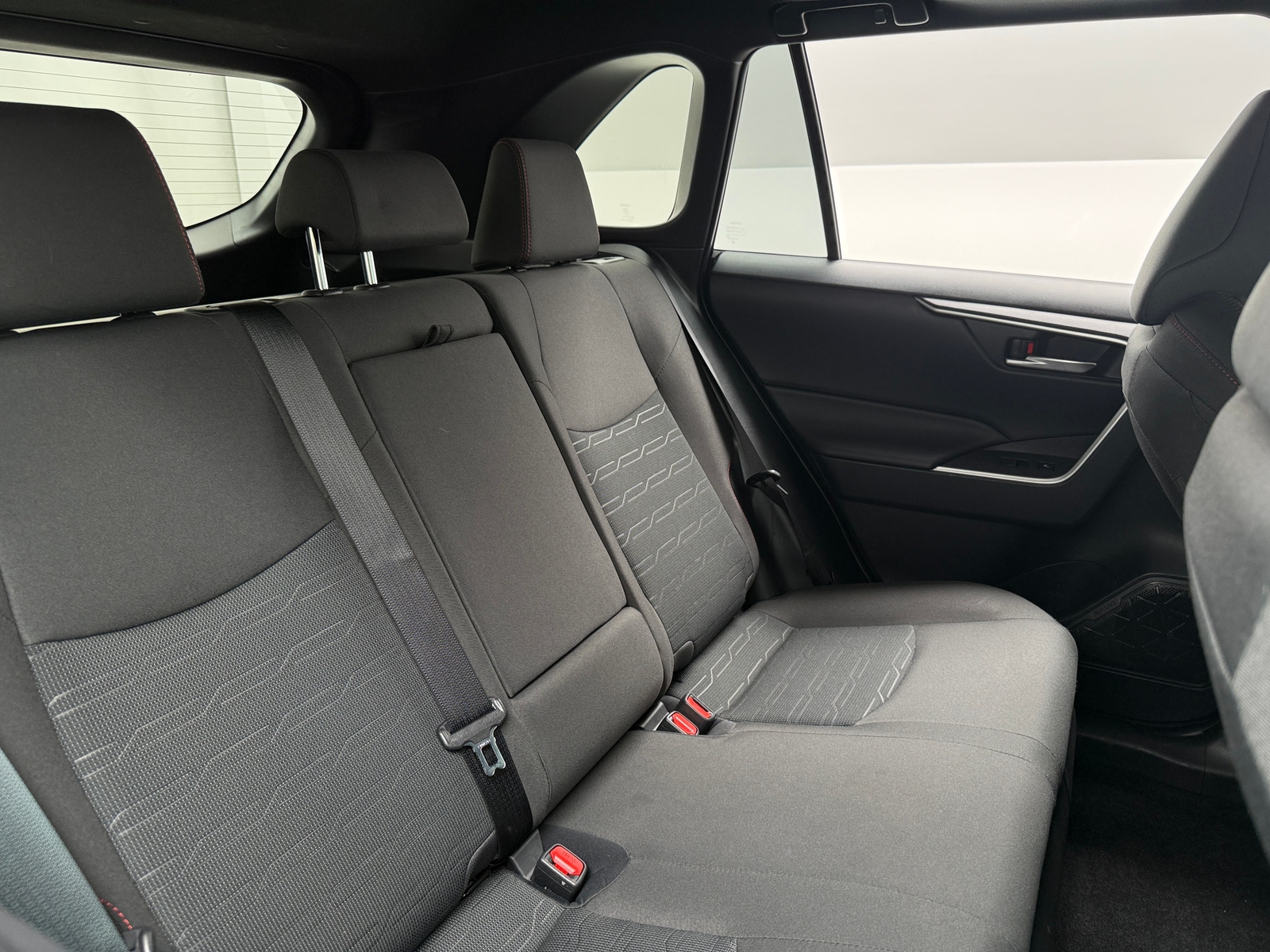 Thumbnail: 2025 Toyota RAV4 - 6