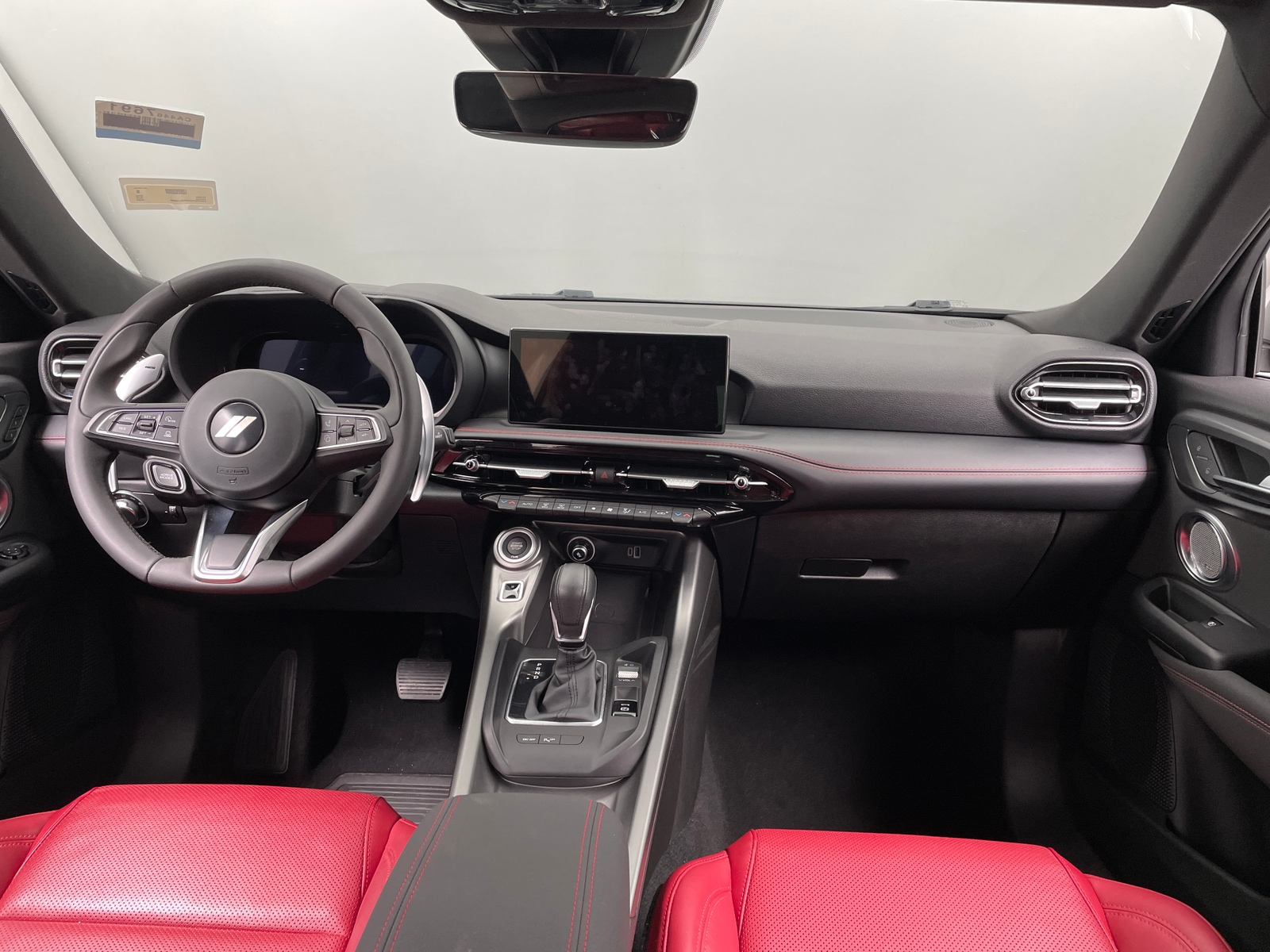 Thumbnail: 2024 Dodge Hornet - 3