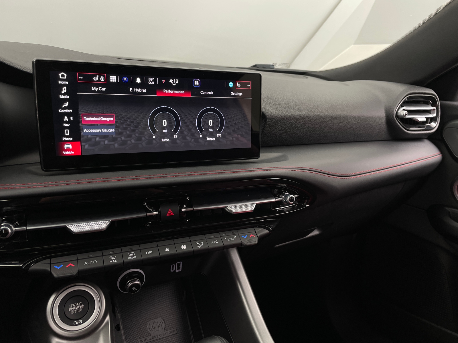 Thumbnail: 2024 Dodge Hornet - 4