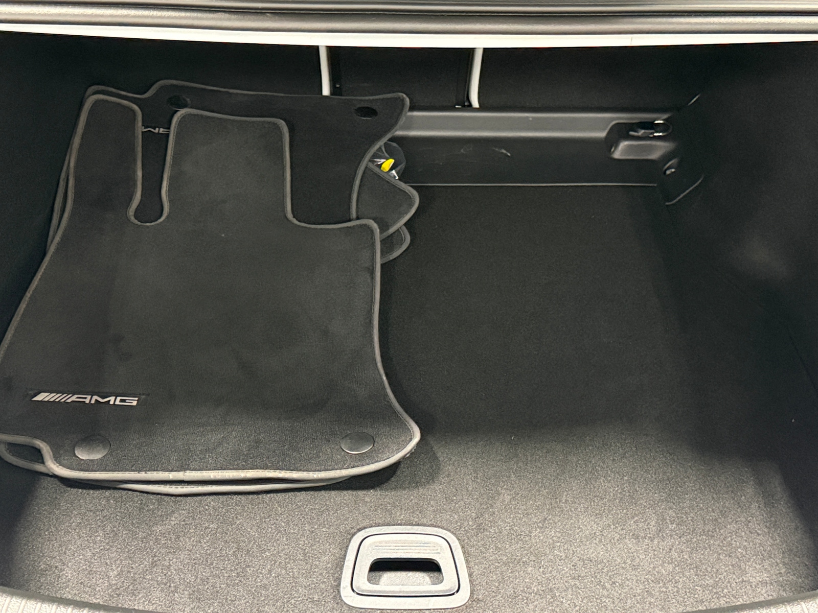 Thumbnail: 2023 Mercedes-Benz C-Class - 6