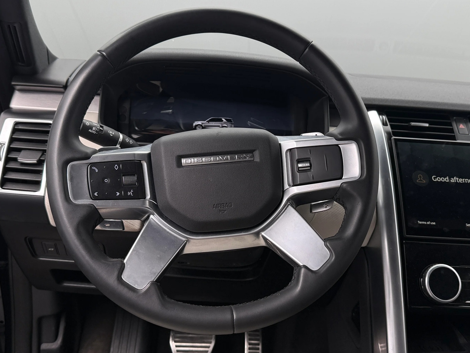Thumbnail: 2024 Land Rover Discovery - 4