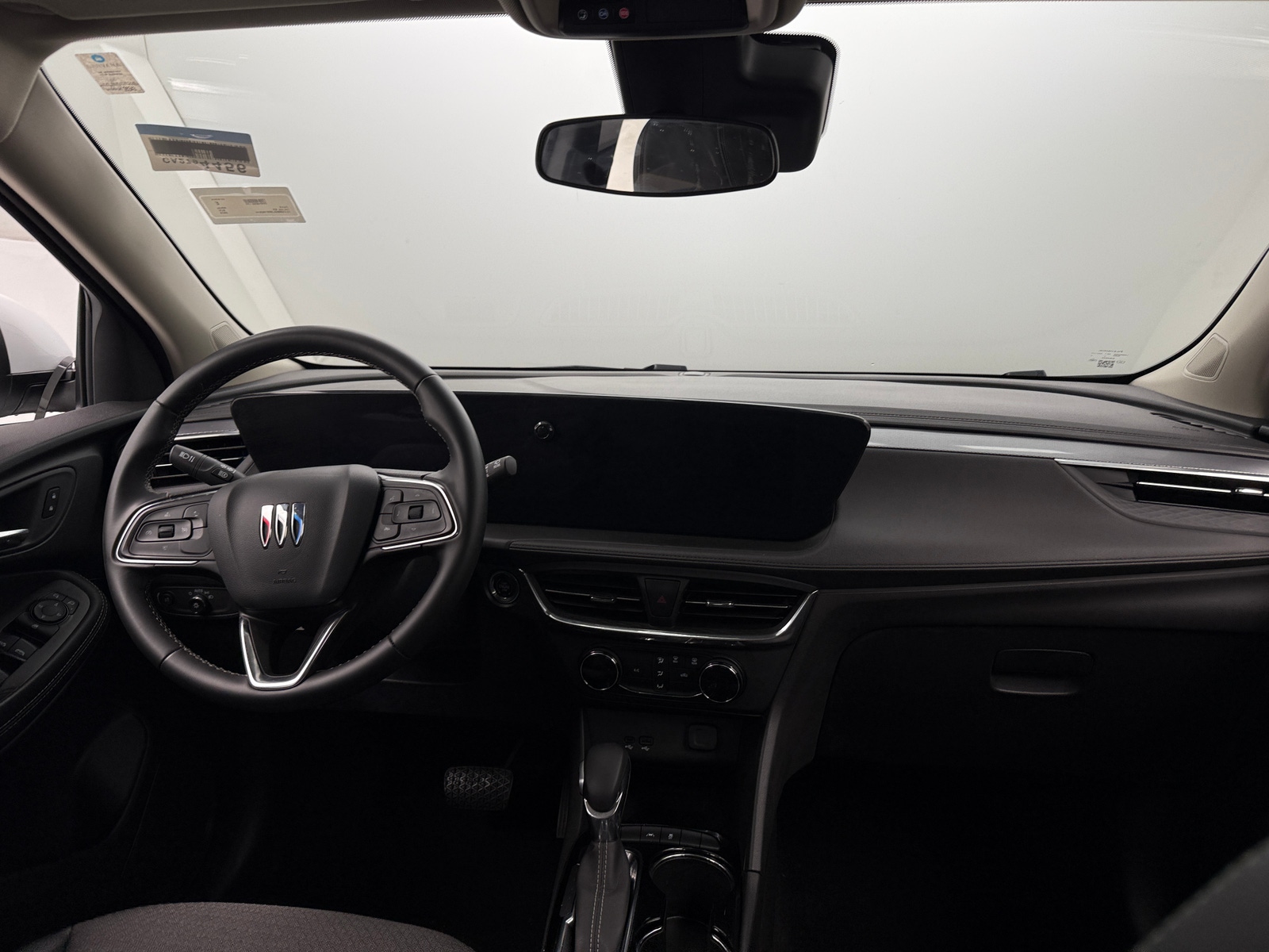 Thumbnail: 2025 Buick Encore GX - 3