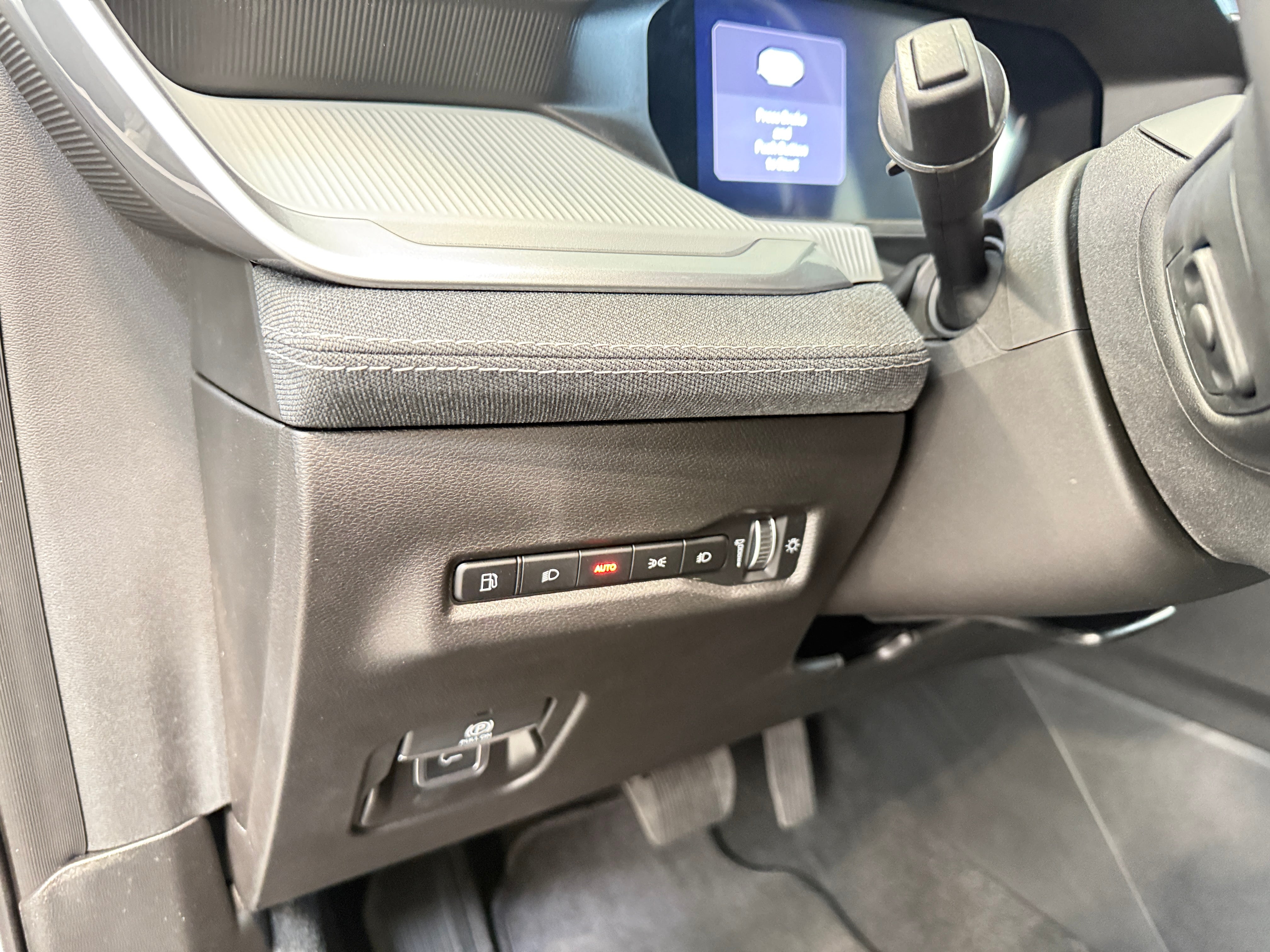 2026 Jeep Cherokee Laredo - Photo 11
