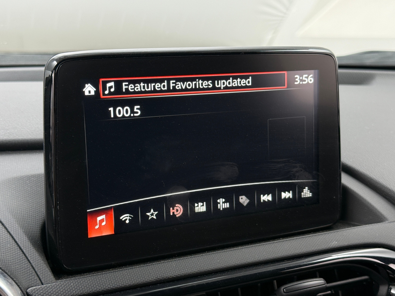 Thumbnail: 2023 Mazda MX-5 Miata - 3