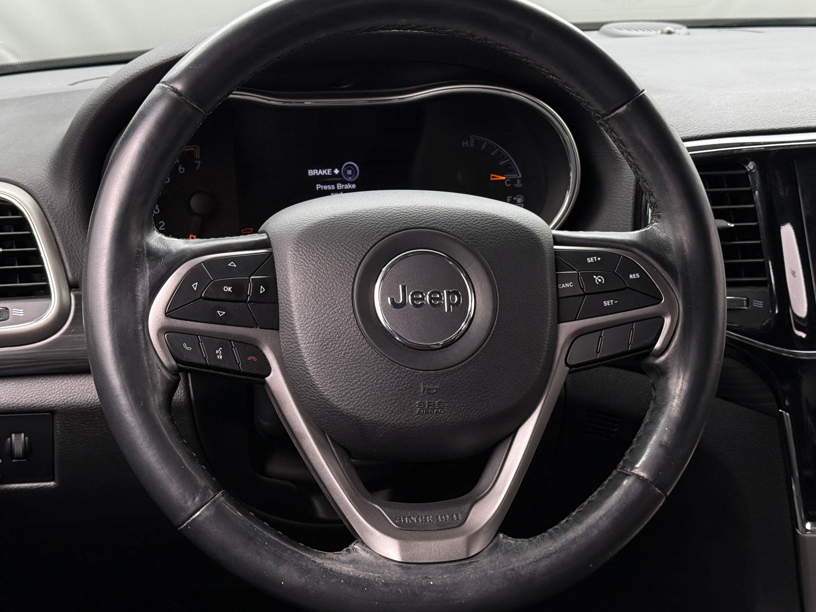 Thumbnail: 2019 Jeep Grand Cherokee - 5