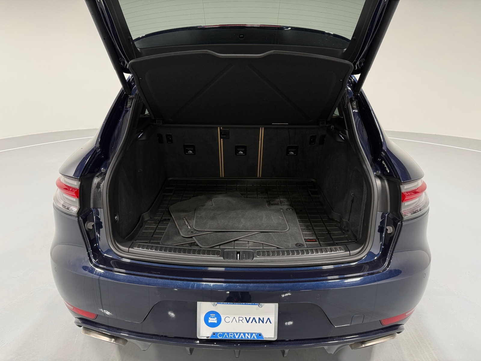 Thumbnail: 2021 Porsche Macan - 6