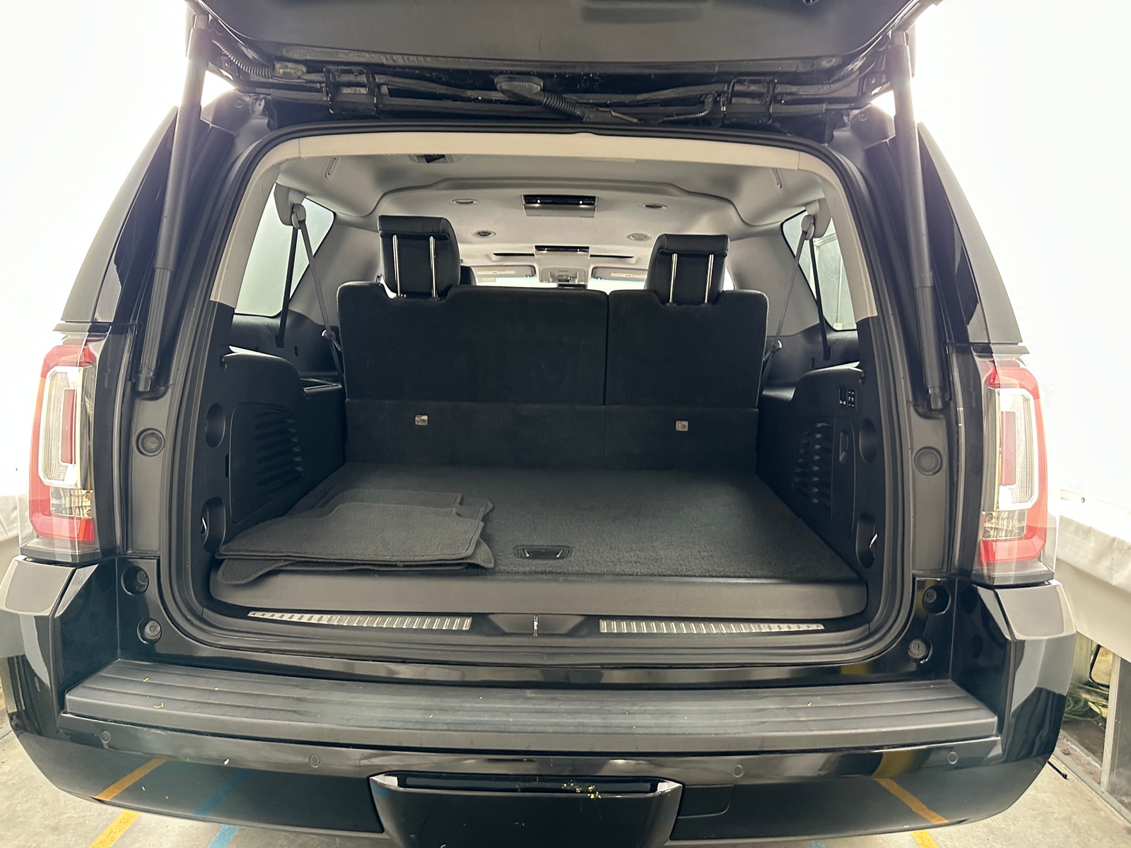 Thumbnail: 2017 GMC Yukon XL - 7