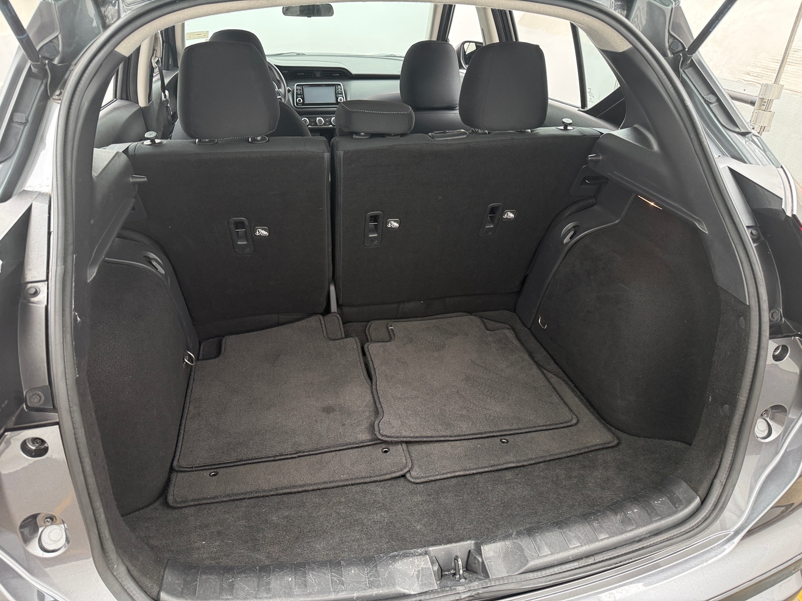 Thumbnail: 2021 Nissan Kicks - 7