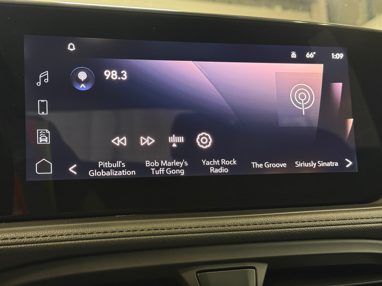 Thumbnail: 2025 Buick Encore GX - 4