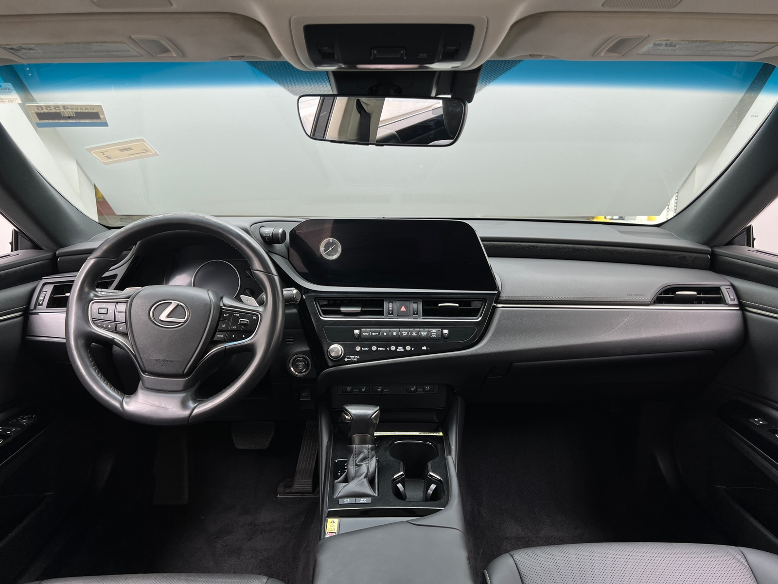 Thumbnail: 2023 Lexus ES - 2