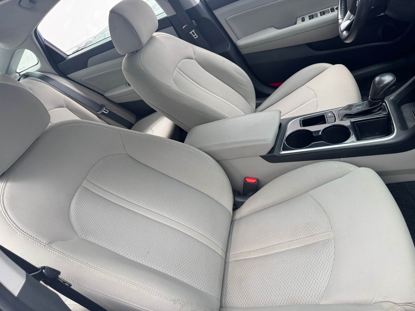 Thumbnail: 2019 Hyundai Sonata - 2