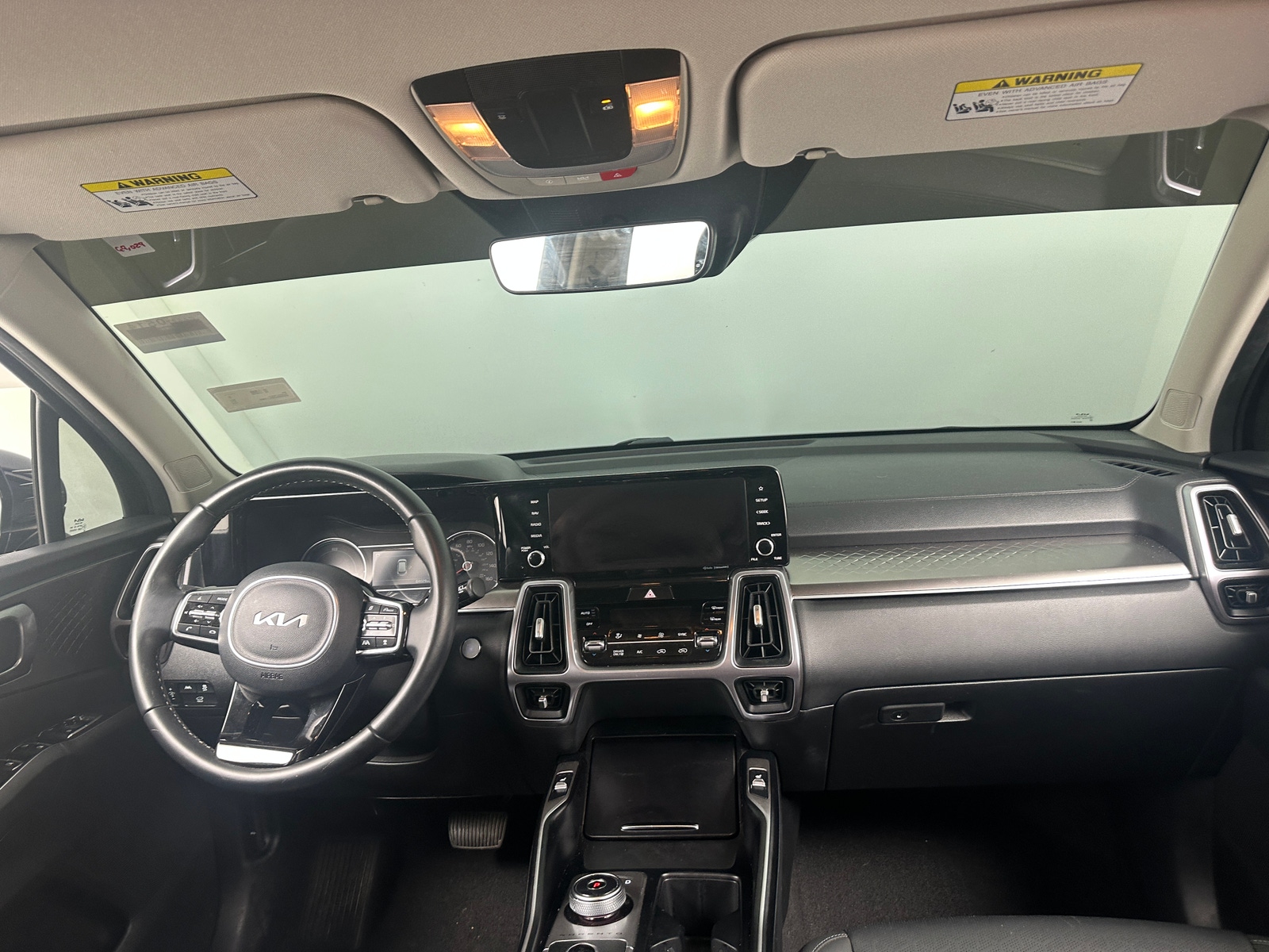 Thumbnail: 2024 Kia Sorento - 2
