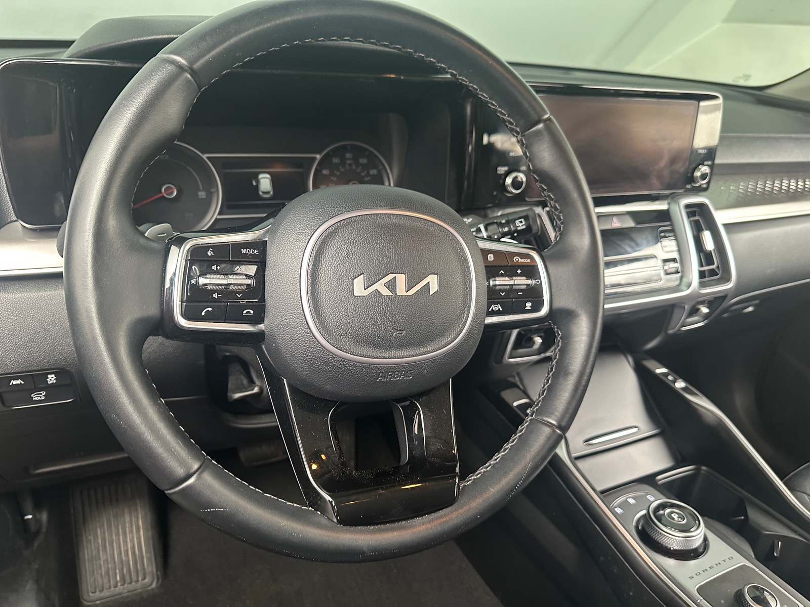 Thumbnail: 2024 Kia Sorento - 4
