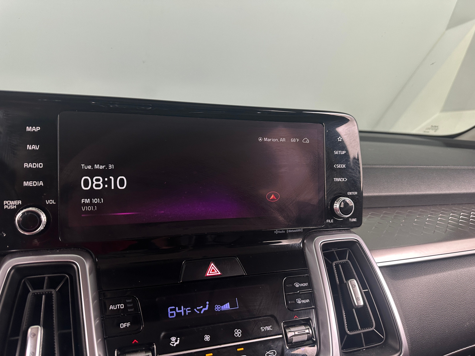 Thumbnail: 2024 Kia Sorento - 3