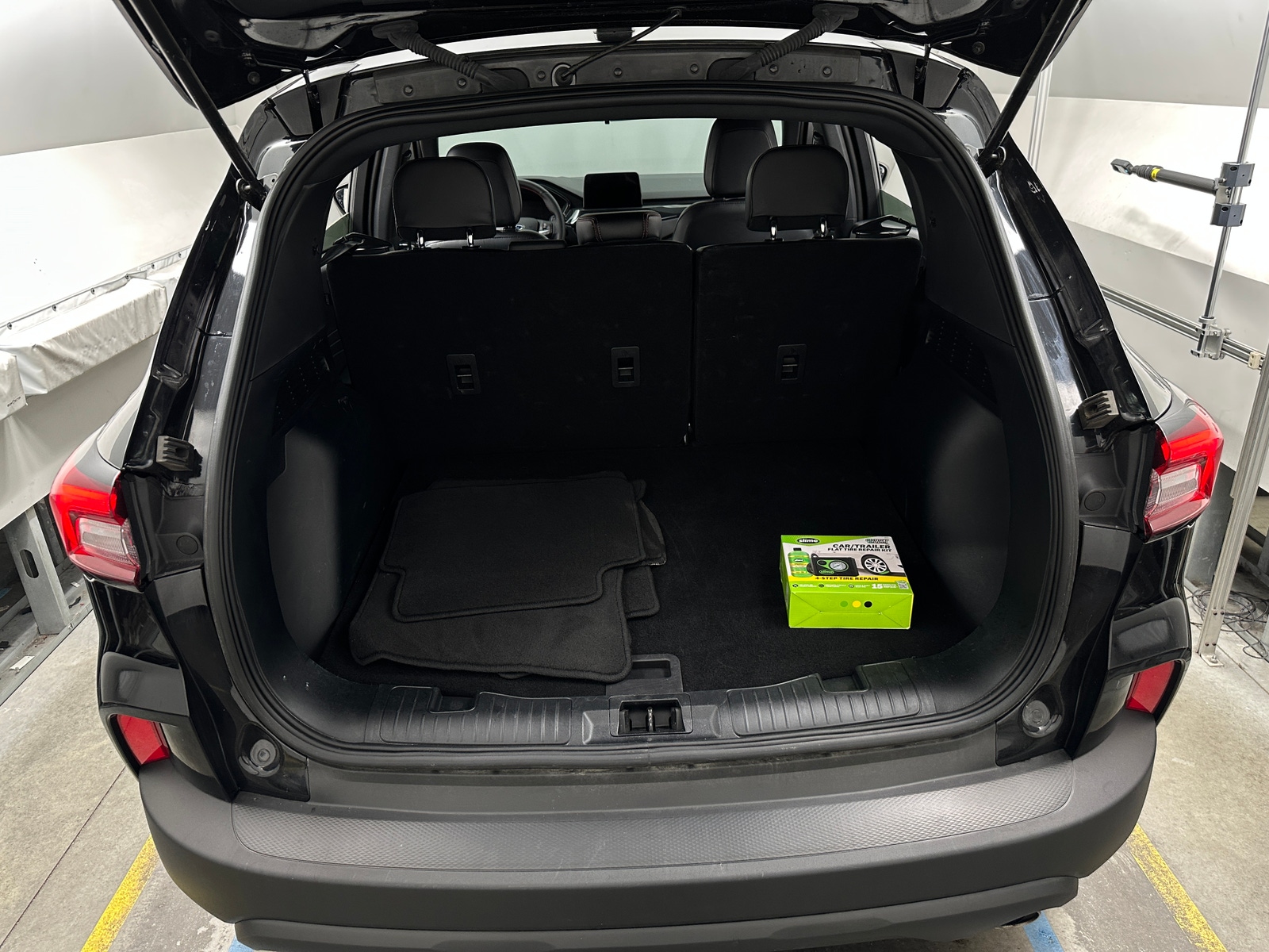 Thumbnail: 2025 Ford Escape - 6