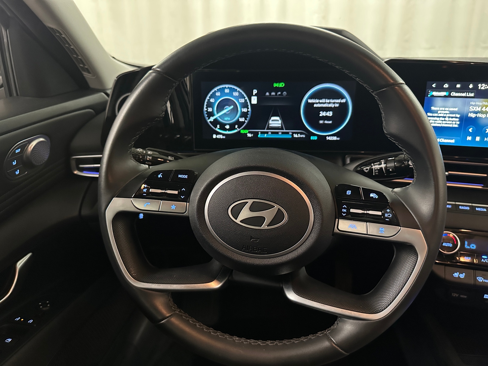 Thumbnail: 2025 Hyundai Elantra - 4