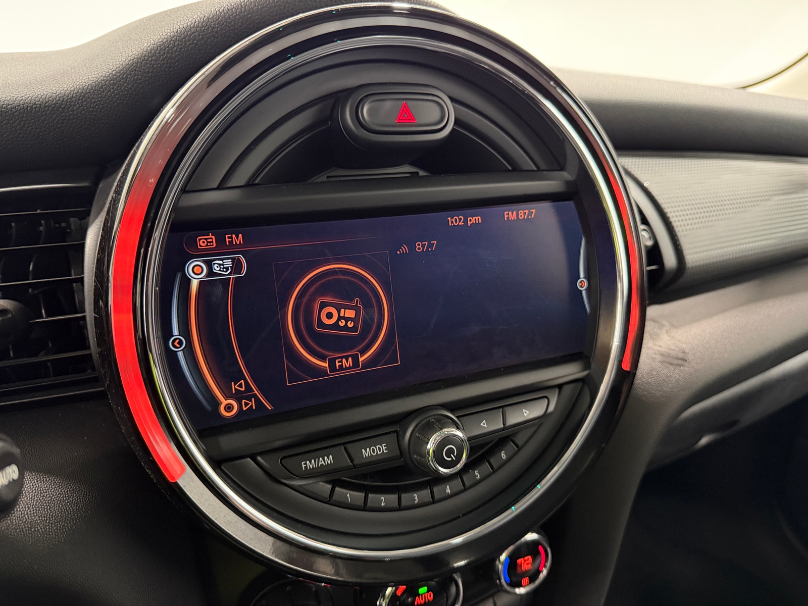 Thumbnail: 2014 MINI Cooper Hardtop - 3