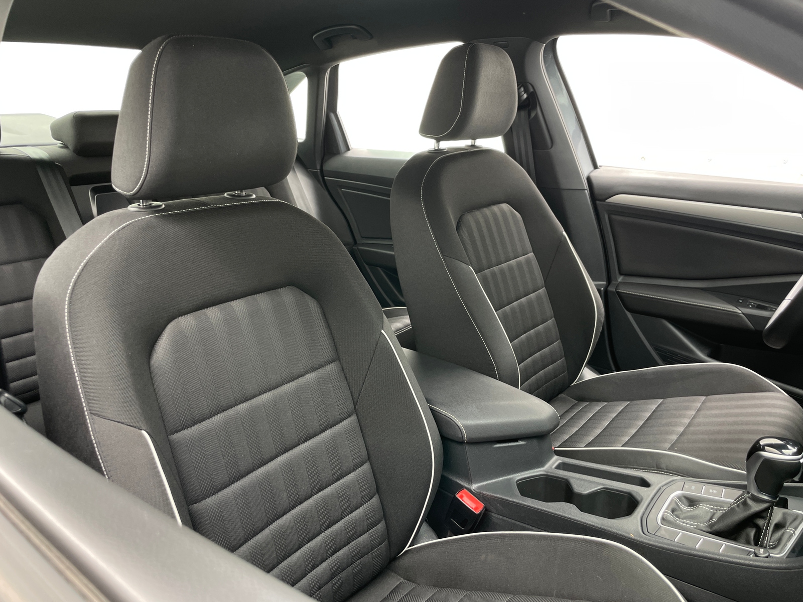 Thumbnail: 2024 Volkswagen Jetta - 2