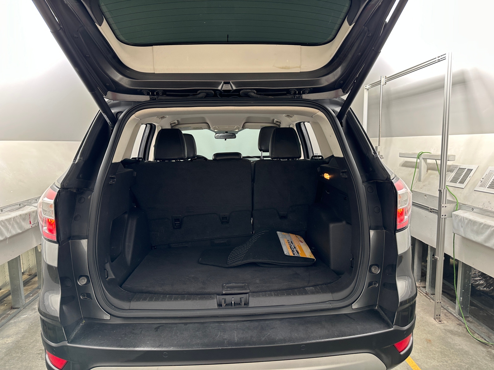 Thumbnail: 2018 Ford Escape - 6