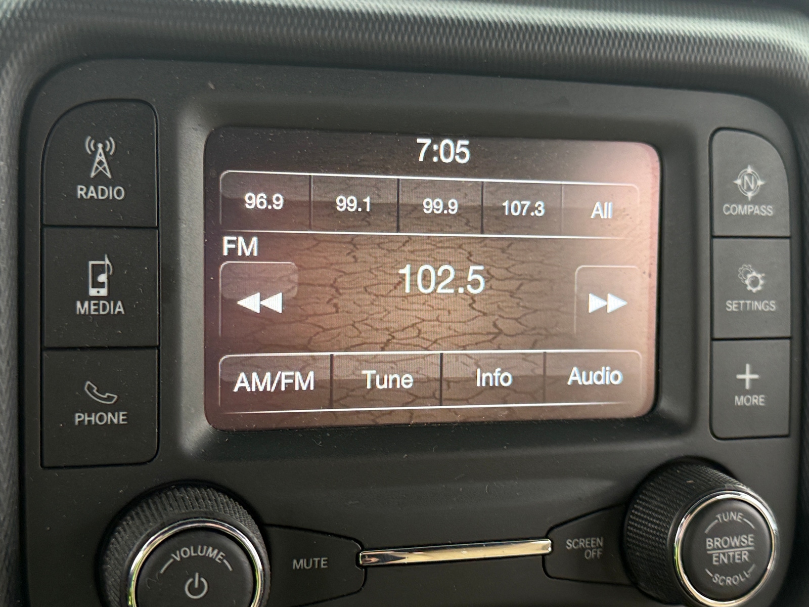 Thumbnail: 2020 Jeep Gladiator - 4