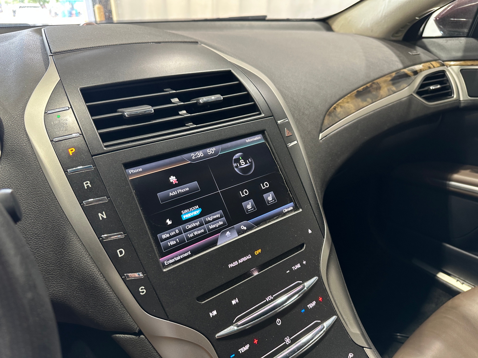 Thumbnail: 2013 Lincoln MKZ - 3