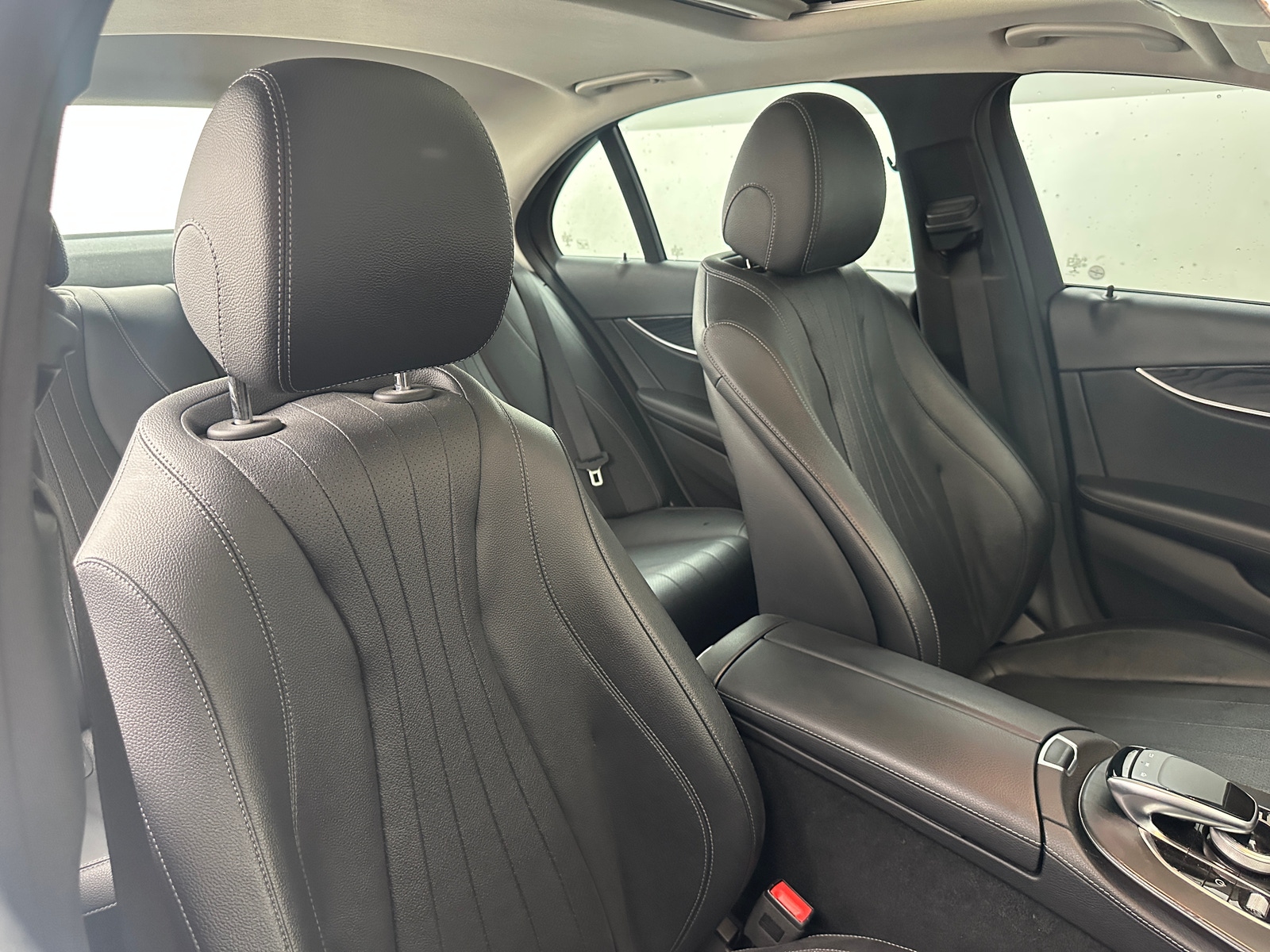 Thumbnail: 2018 Mercedes-Benz E-Class - 2