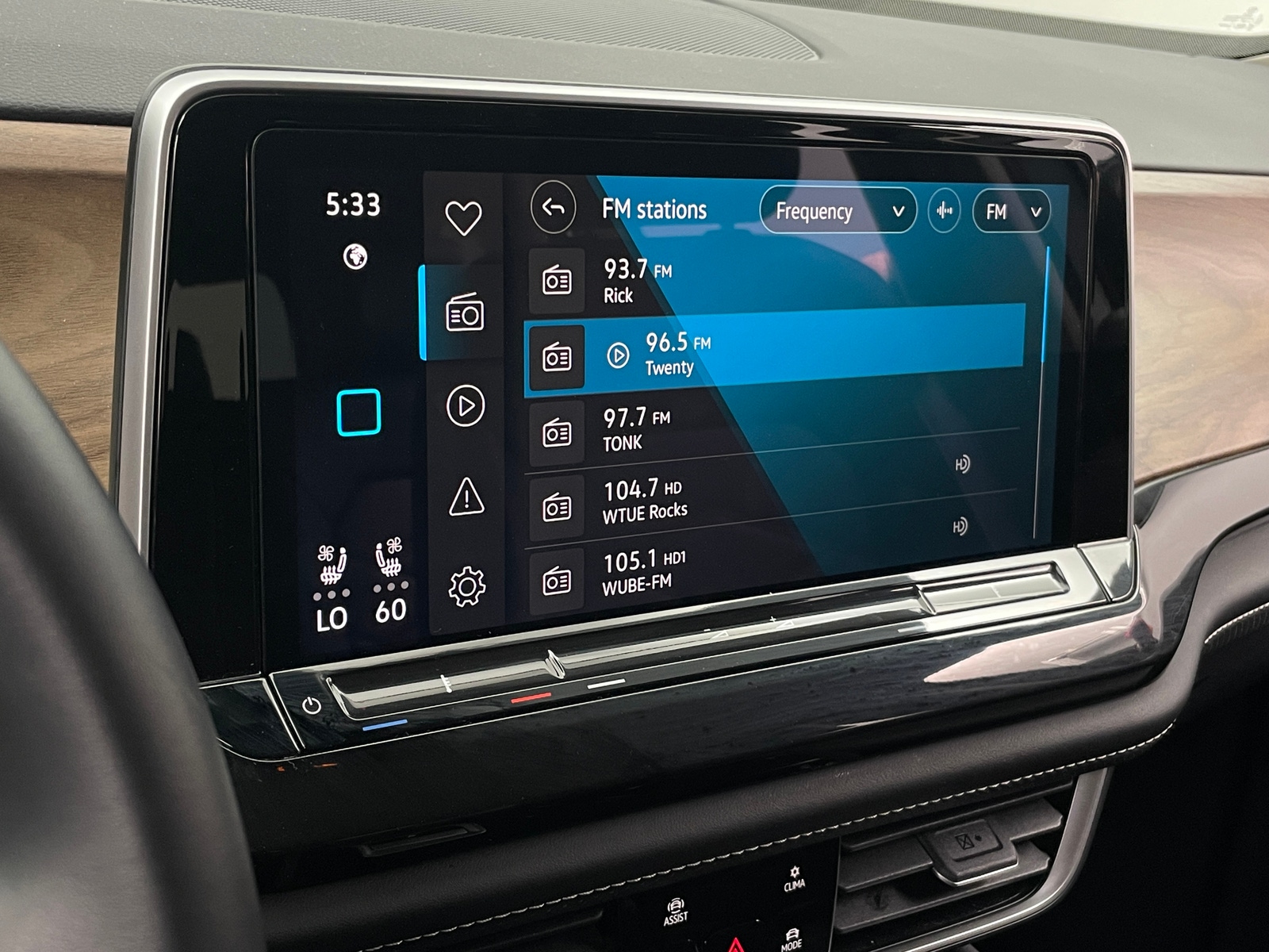 Thumbnail: 2025 Volkswagen Atlas - 3