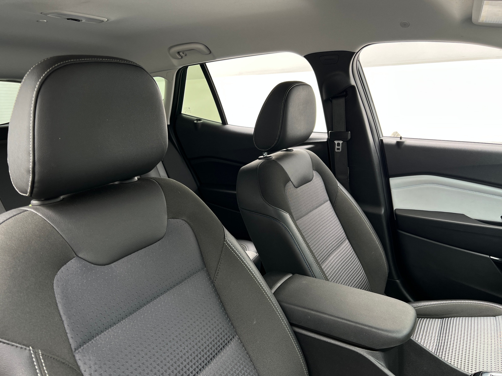 Thumbnail: 2025 Chevrolet Trax - 2