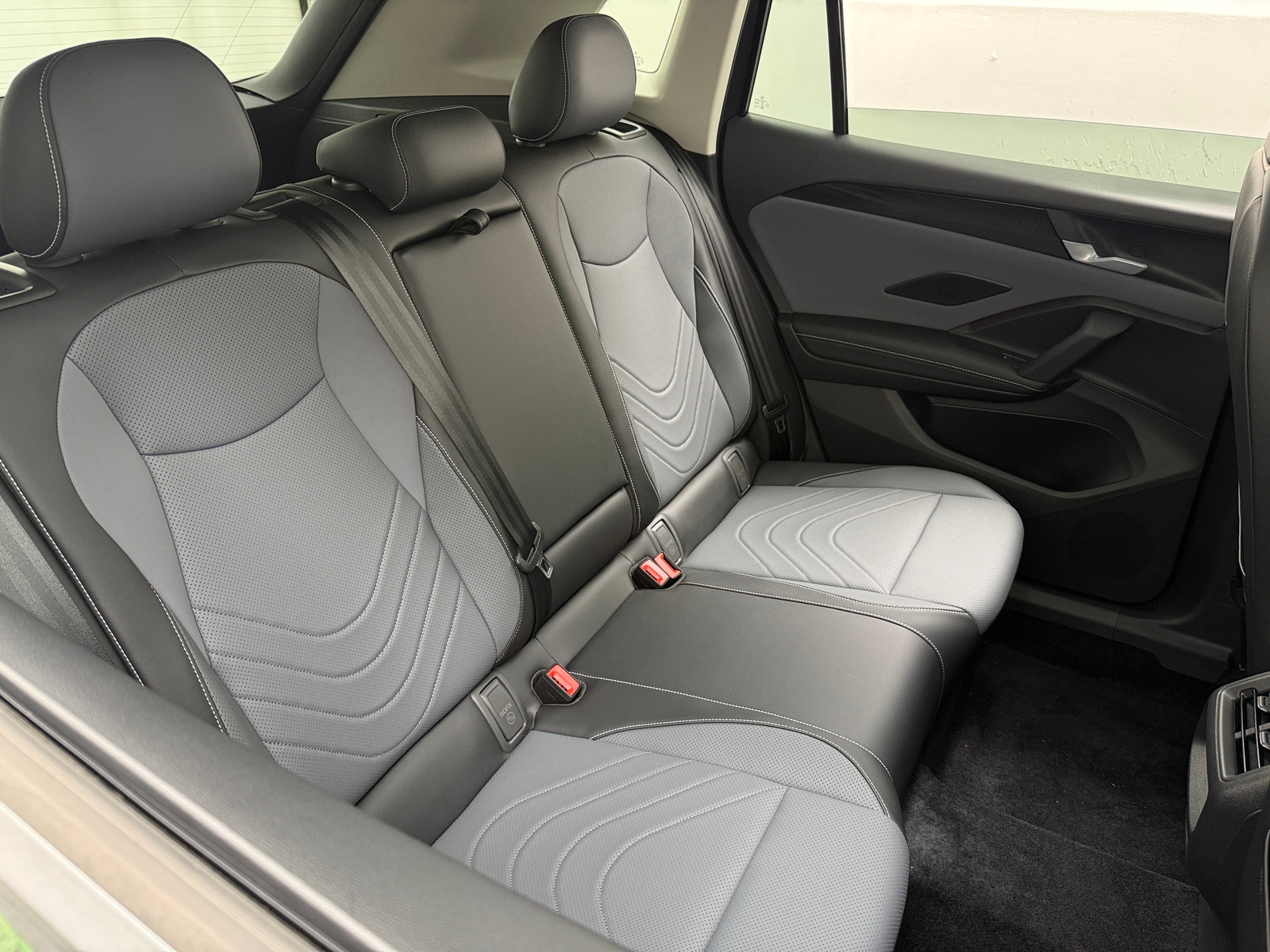 Thumbnail: 2025 Volkswagen Tiguan - 5