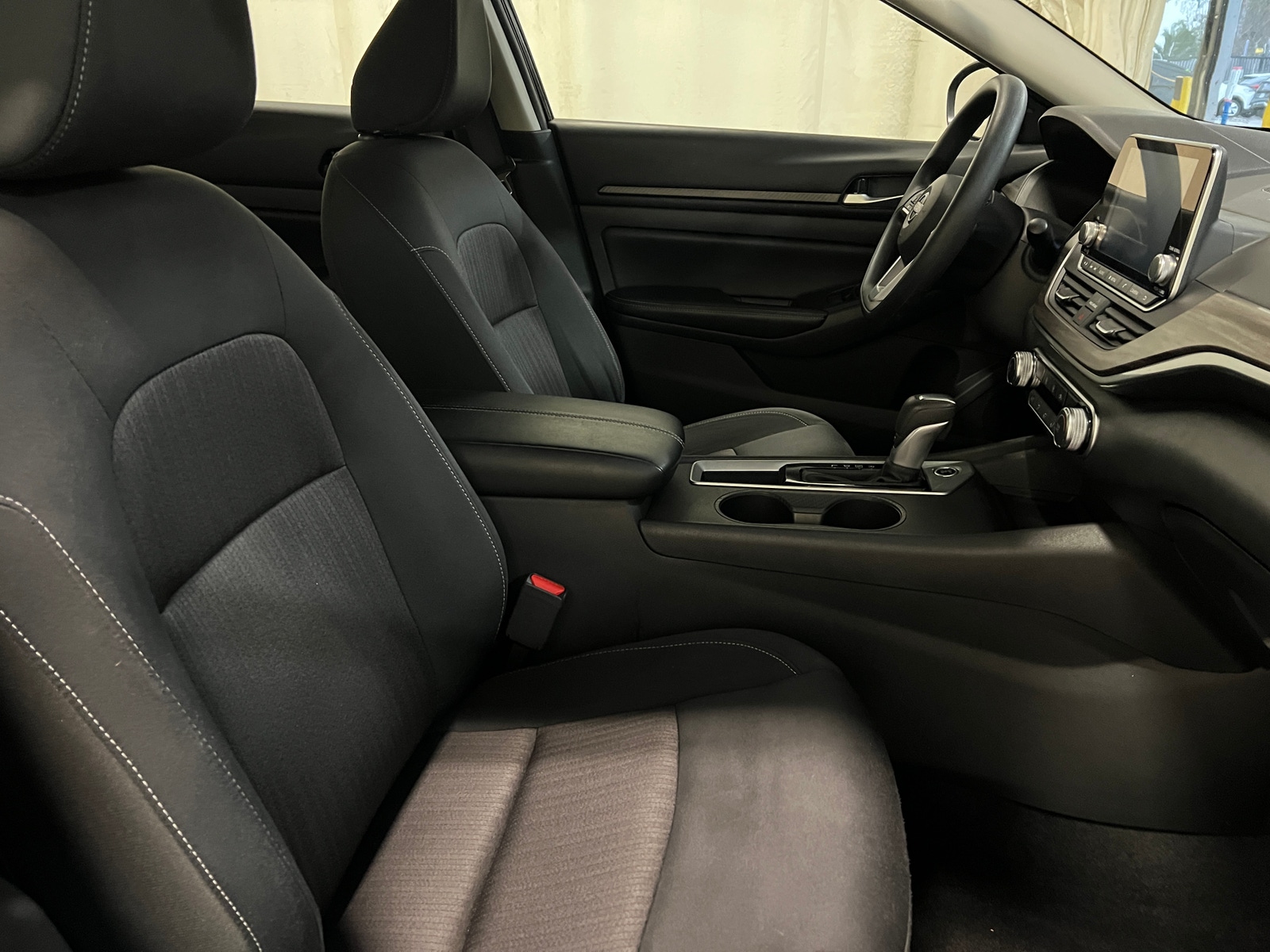 Thumbnail: 2025 Nissan Altima - 2