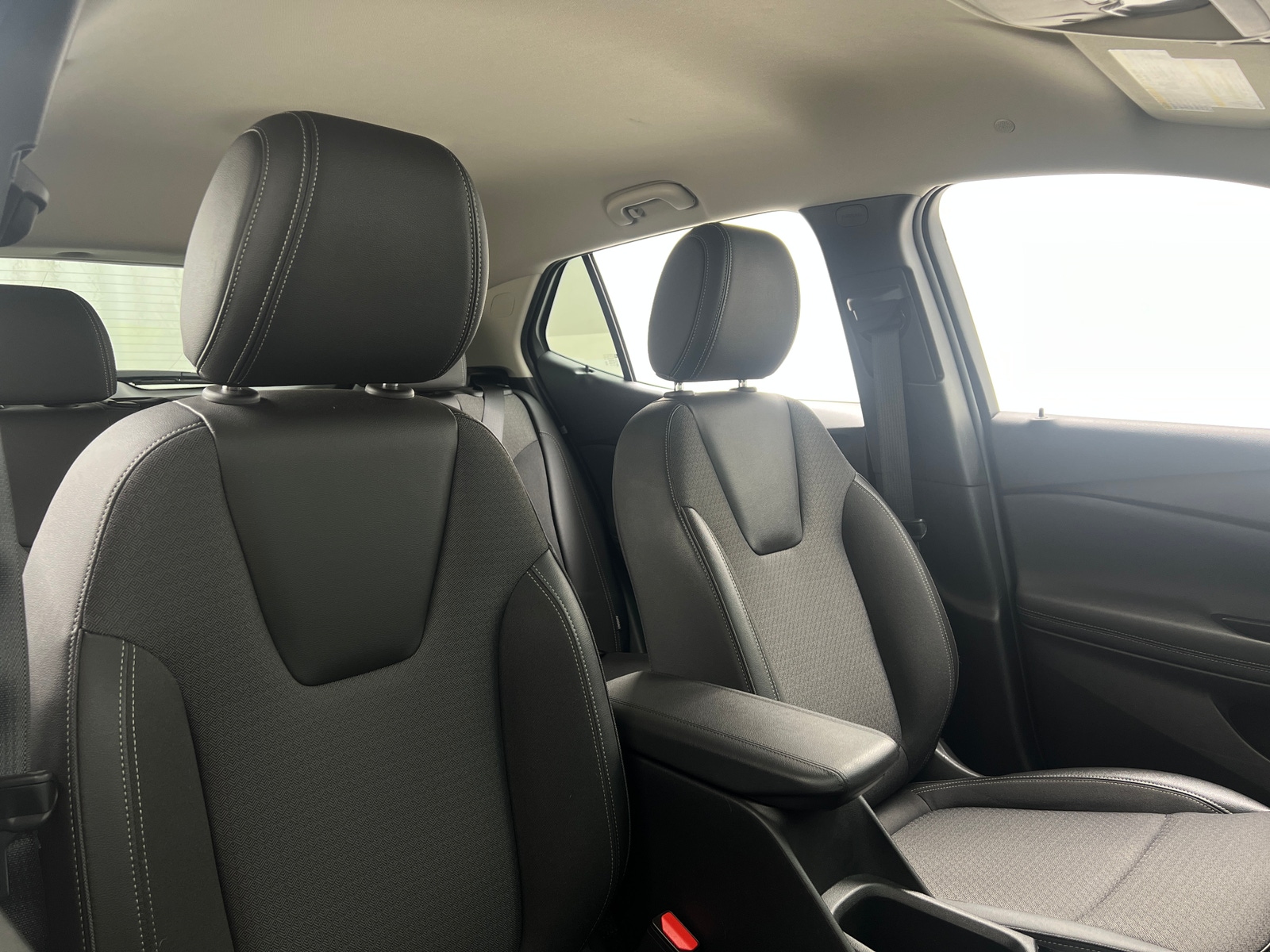 Thumbnail: 2025 Buick Encore GX - 2