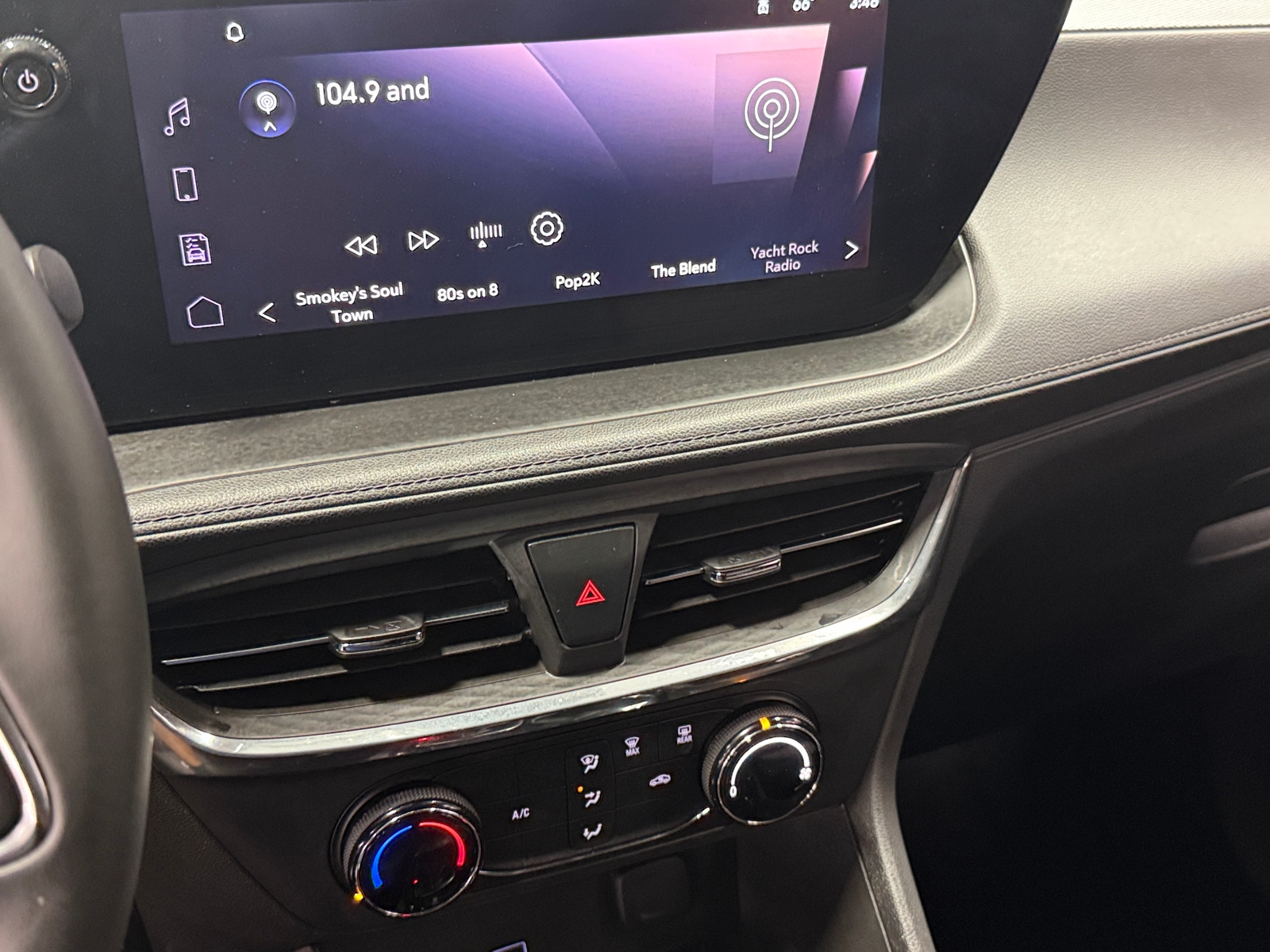 Thumbnail: 2025 Buick Encore GX - 4