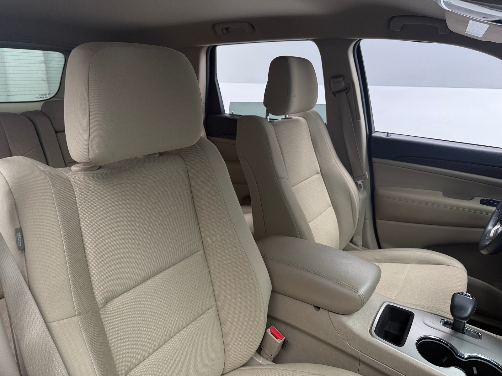 Thumbnail: 2014 Jeep Grand Cherokee - 2