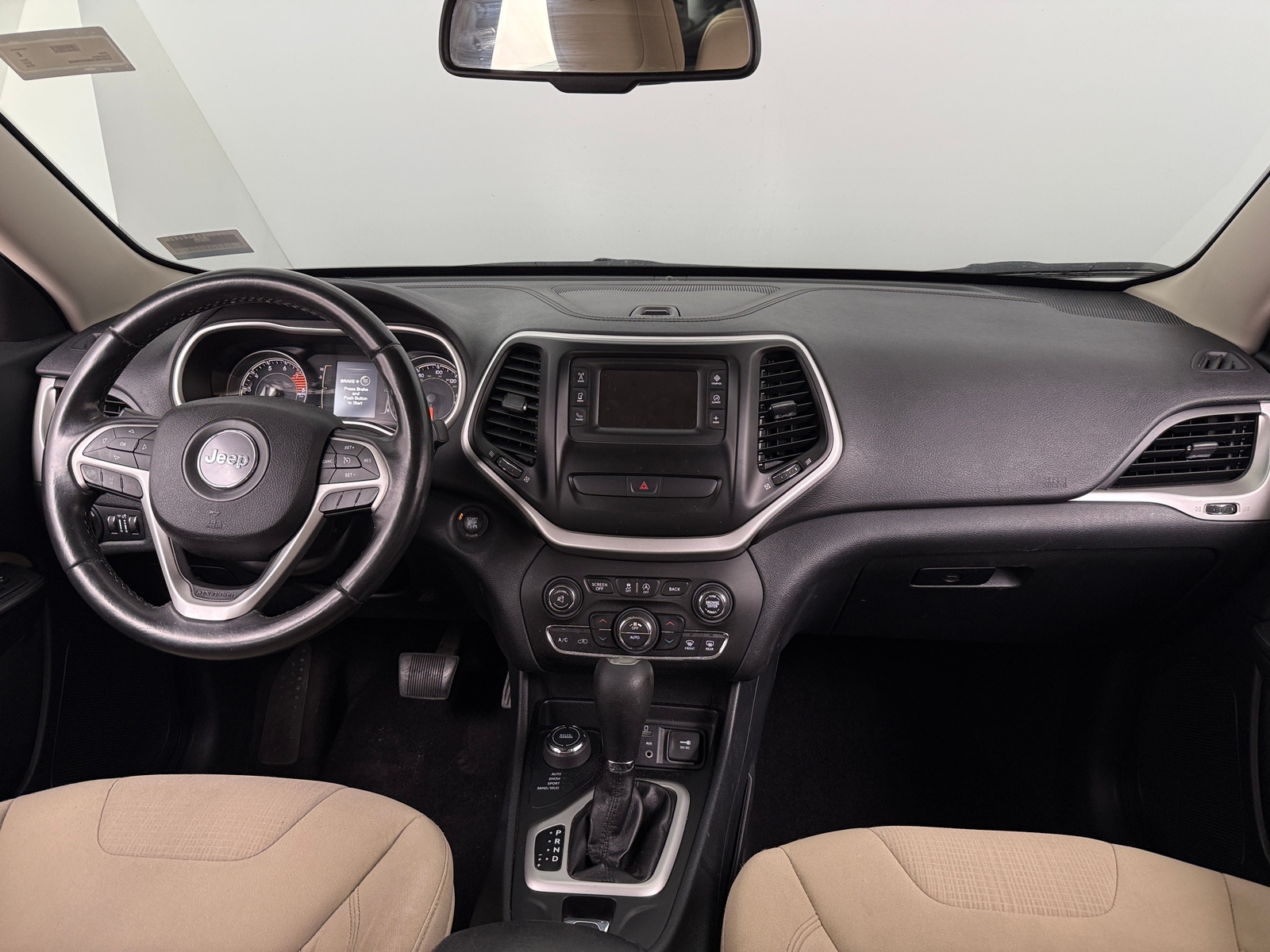 Thumbnail: 2016 Jeep Cherokee - 3