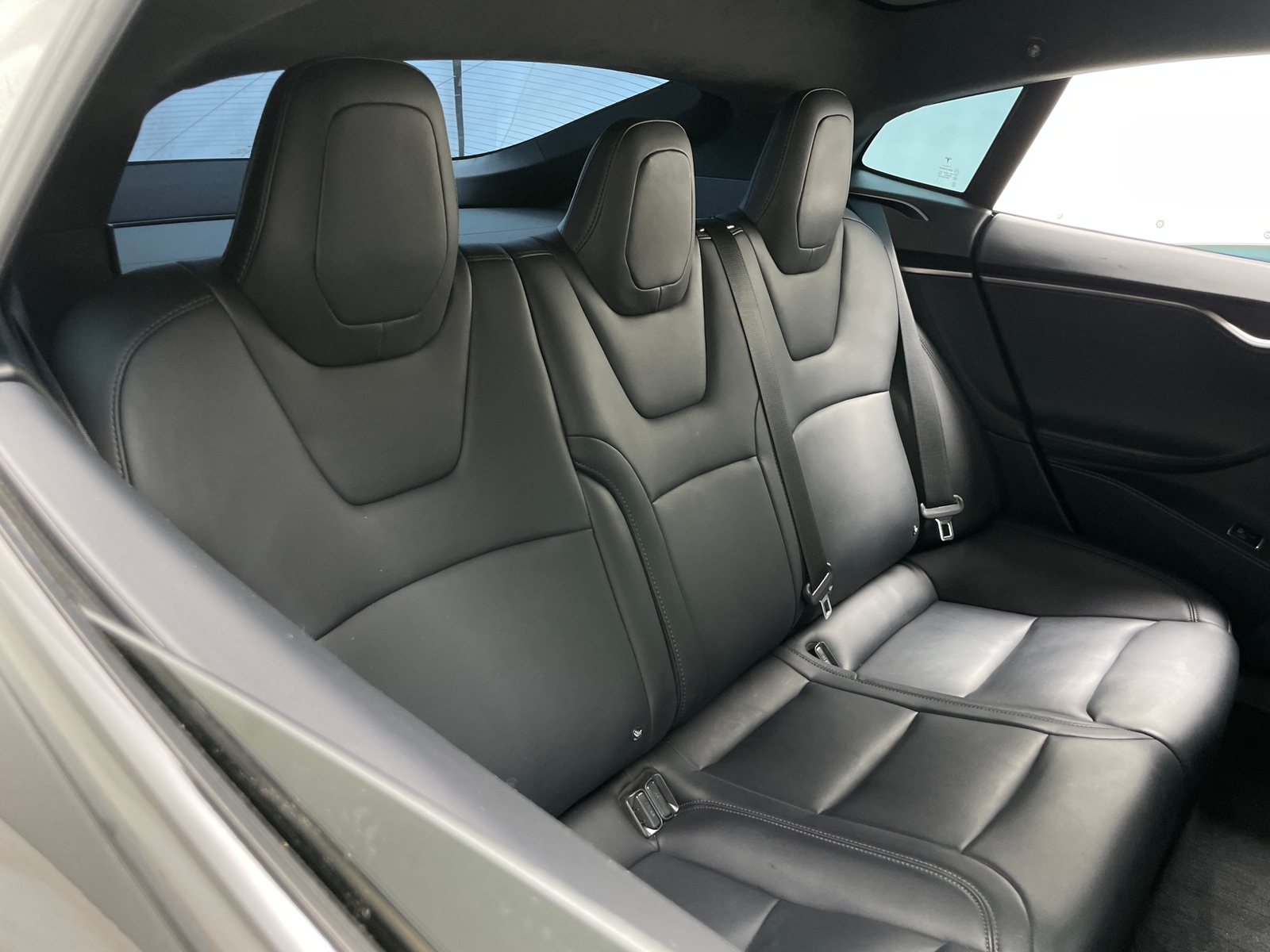 Thumbnail: 2019 Tesla Model S - 5