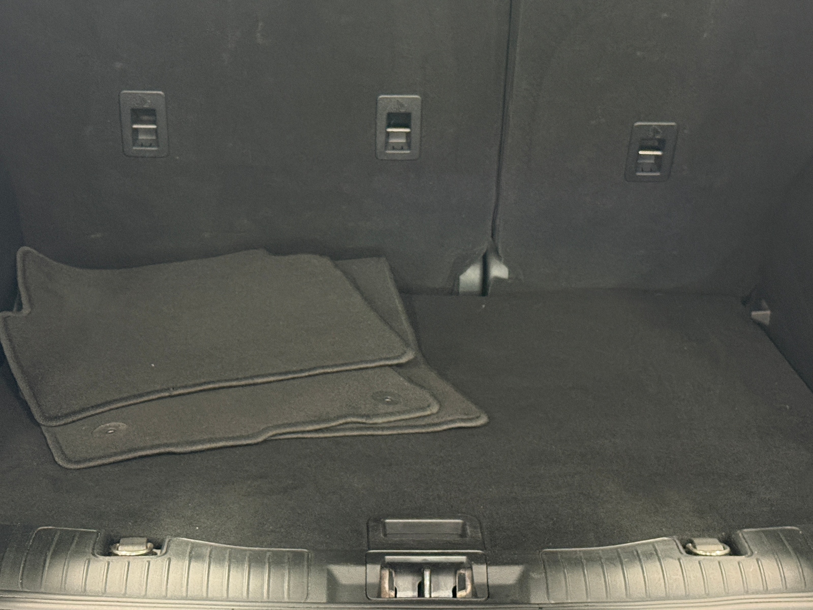 Thumbnail: 2021 Ford Escape - 7