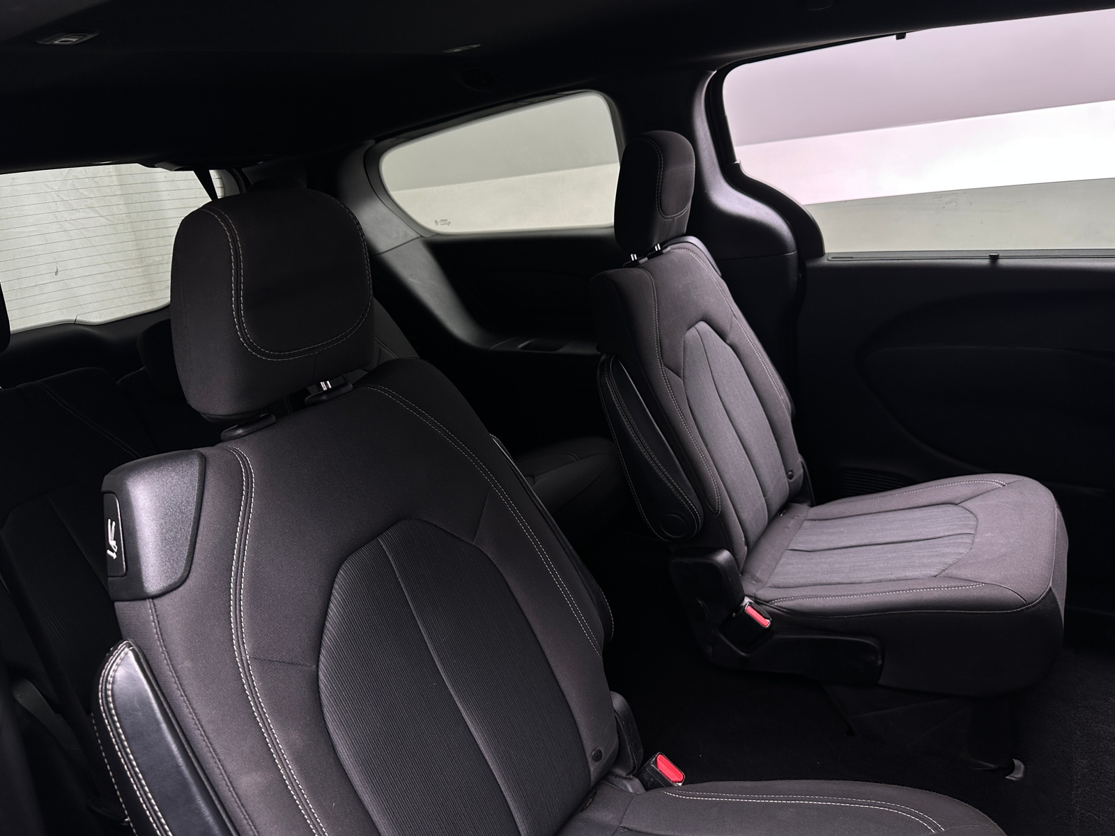 Thumbnail: 2019 Chrysler Pacifica - 6