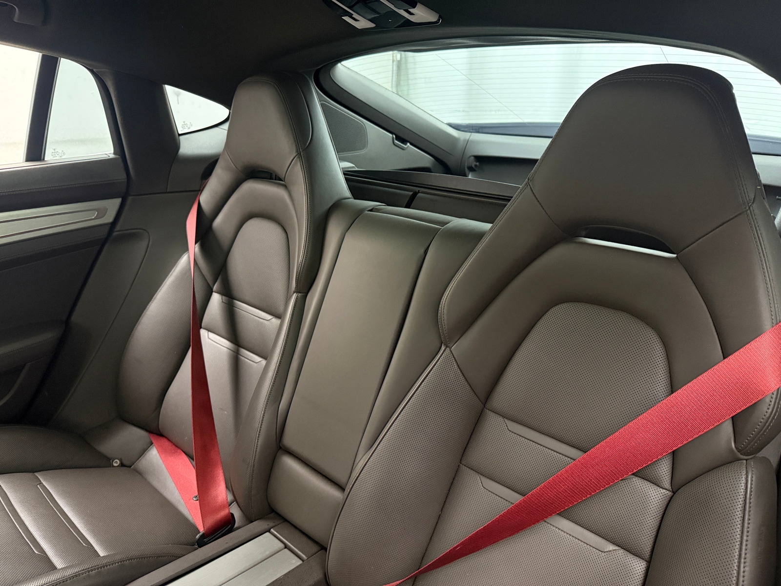 Thumbnail: 2018 Porsche Panamera - 5