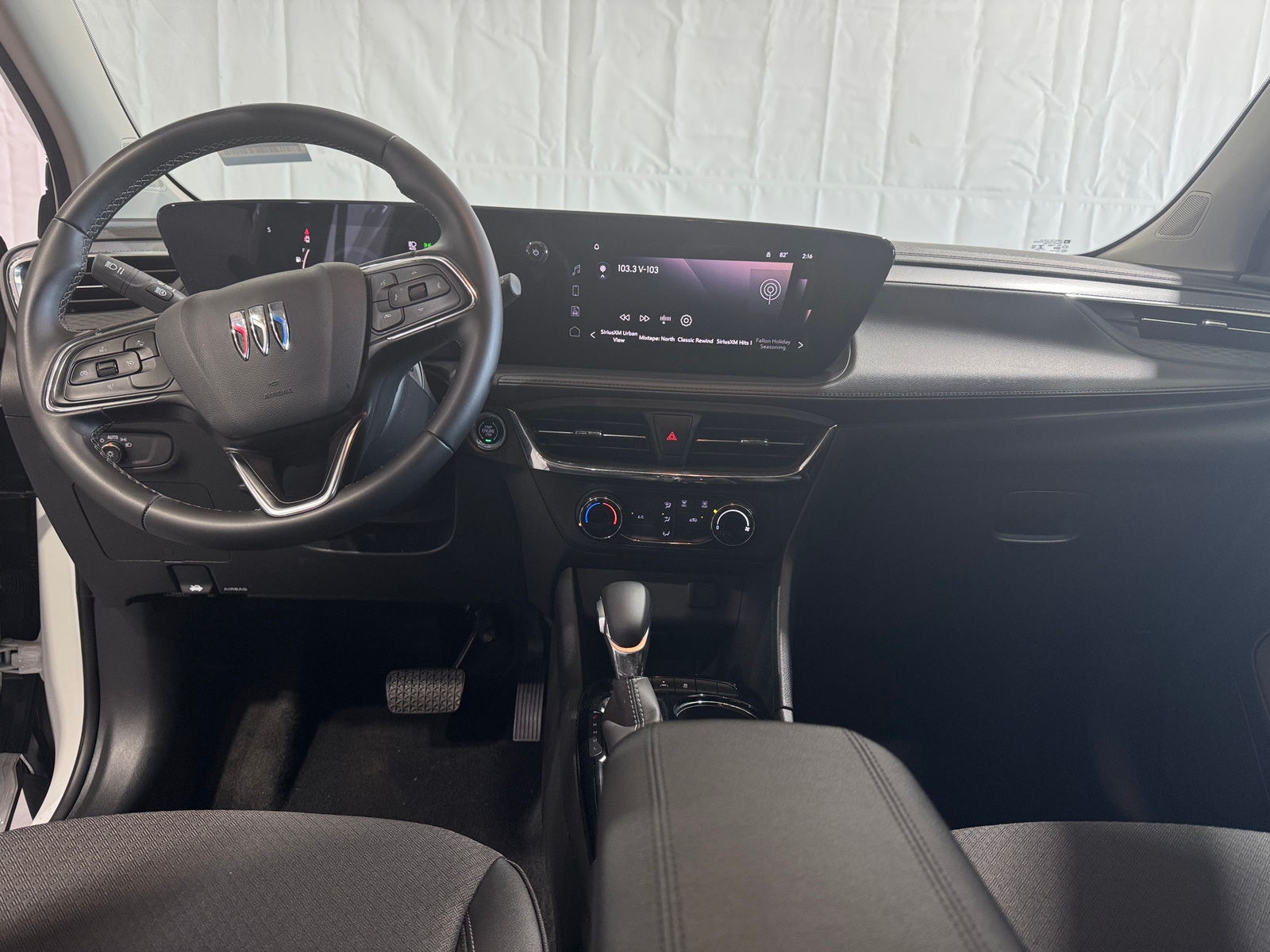 Thumbnail: 2025 Buick Encore GX - 3