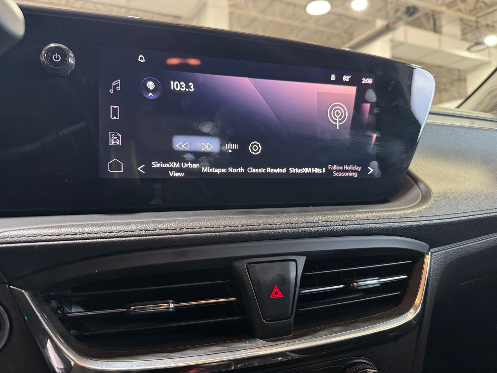 Thumbnail: 2025 Buick Encore GX - 4