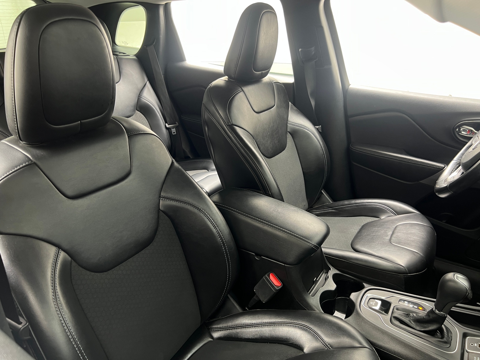 Thumbnail: 2021 Jeep Cherokee - 2