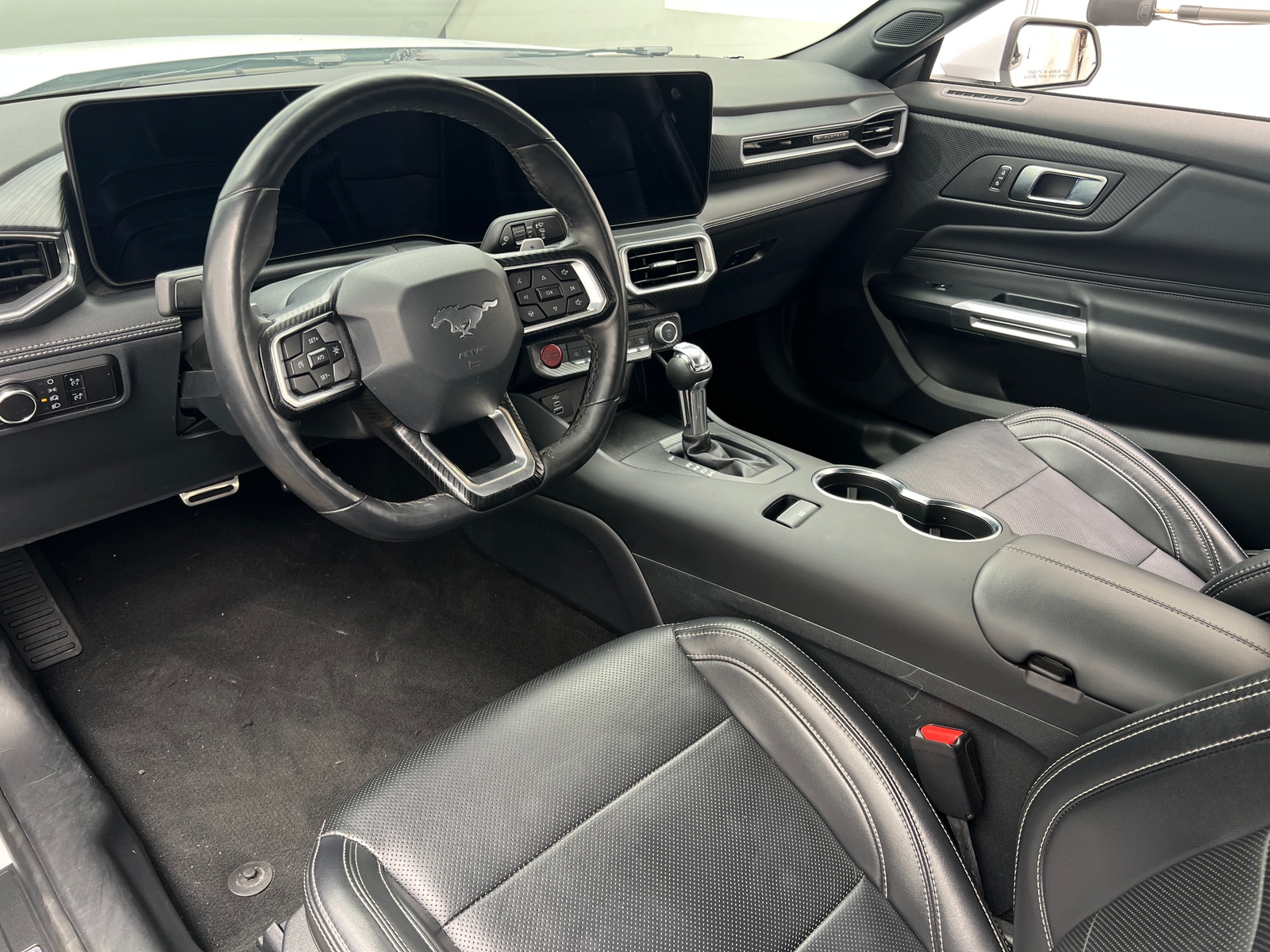 Thumbnail: 2025 Ford Mustang - 2