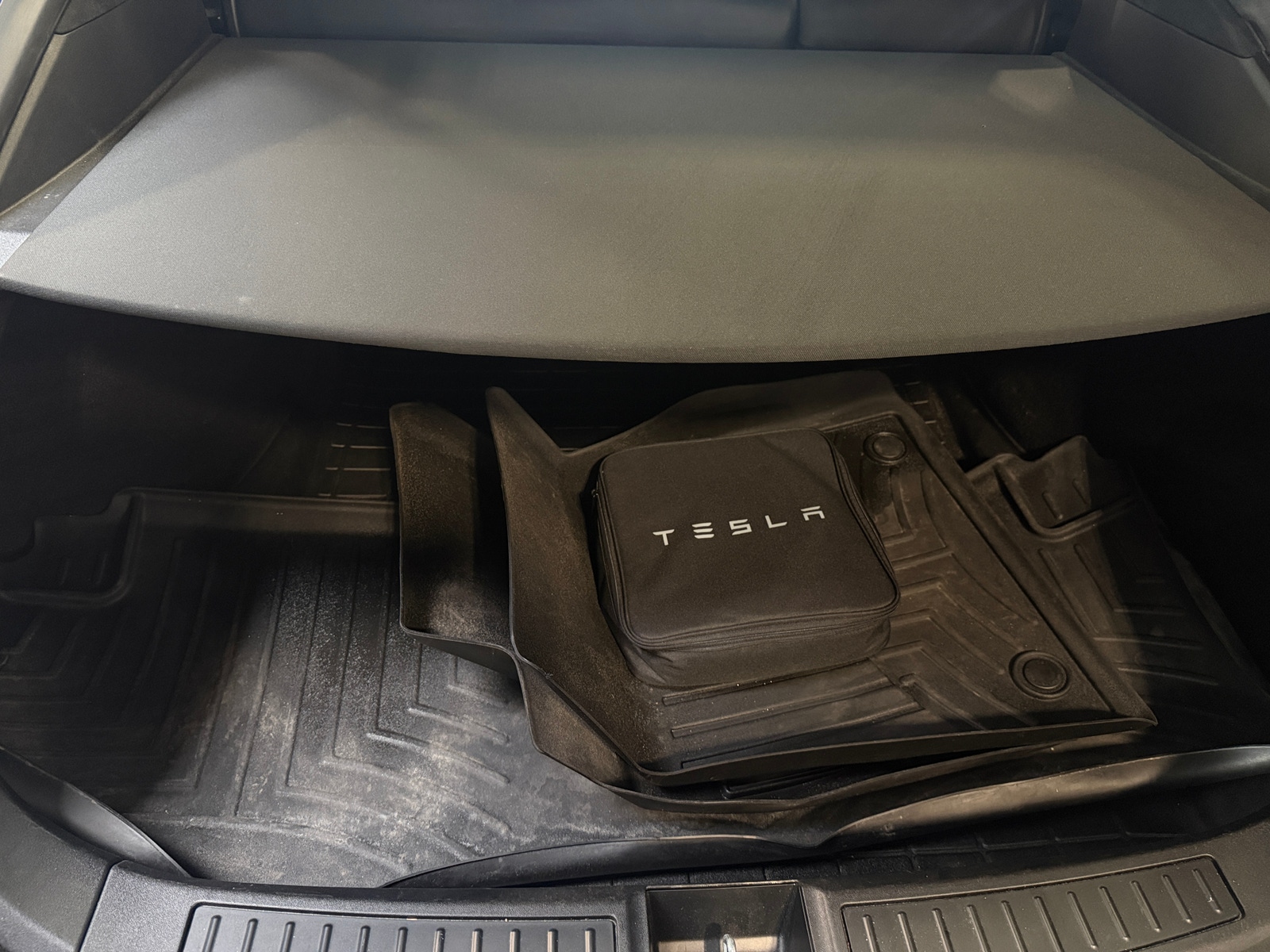 Thumbnail: 2019 Tesla Model S - 6