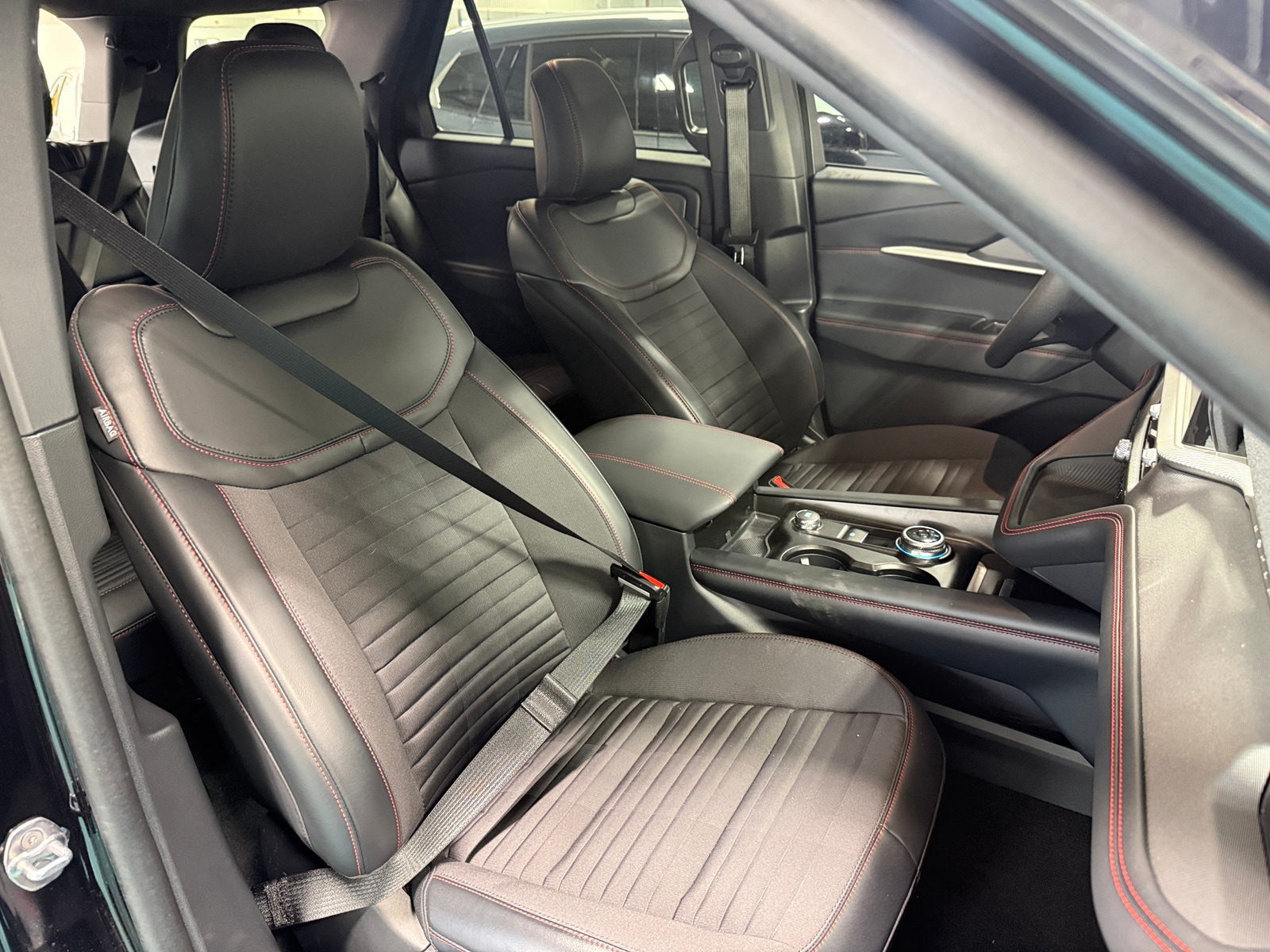 Thumbnail: 2025 Ford Explorer - 2