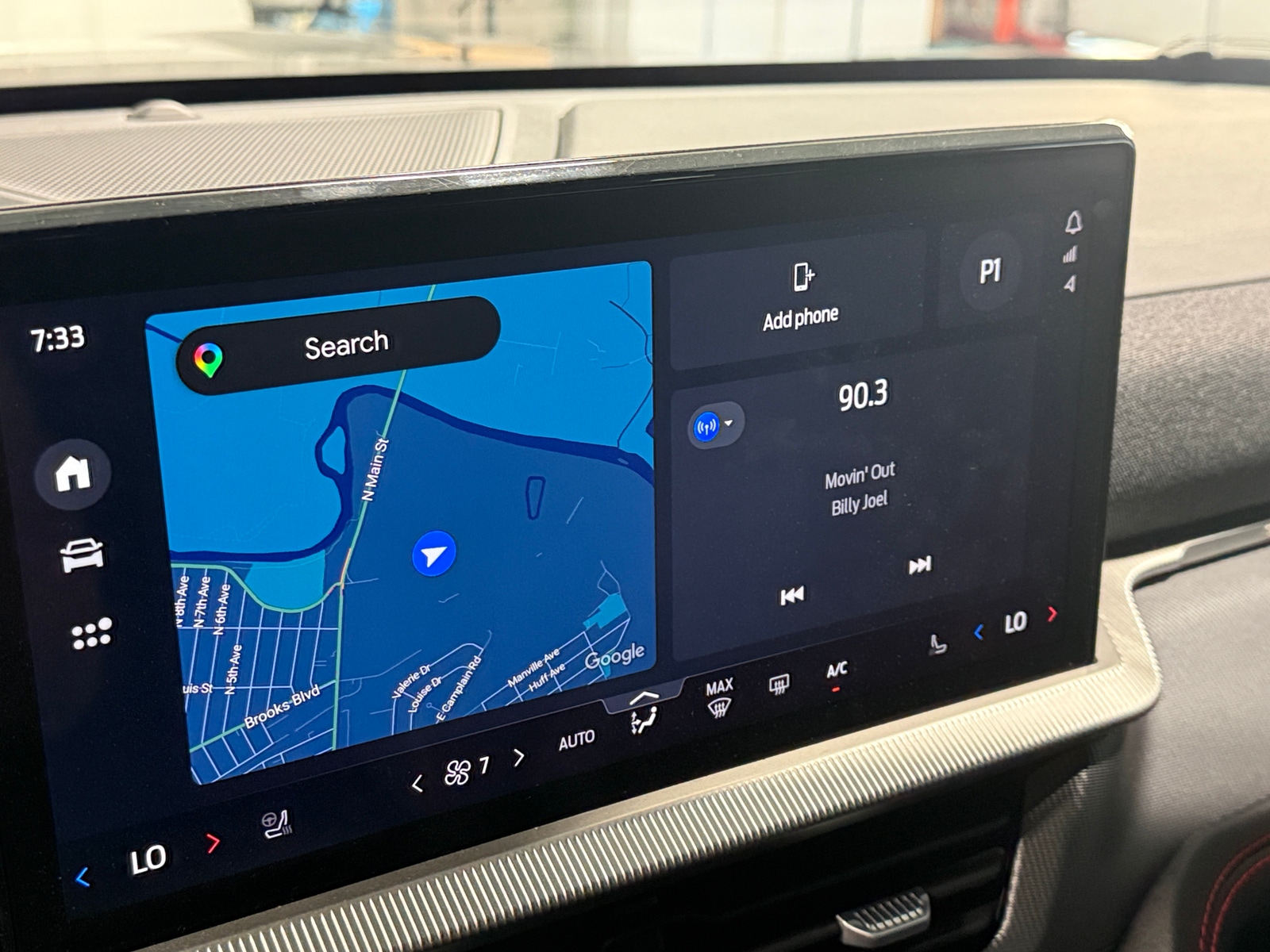 Thumbnail: 2025 Ford Explorer - 4