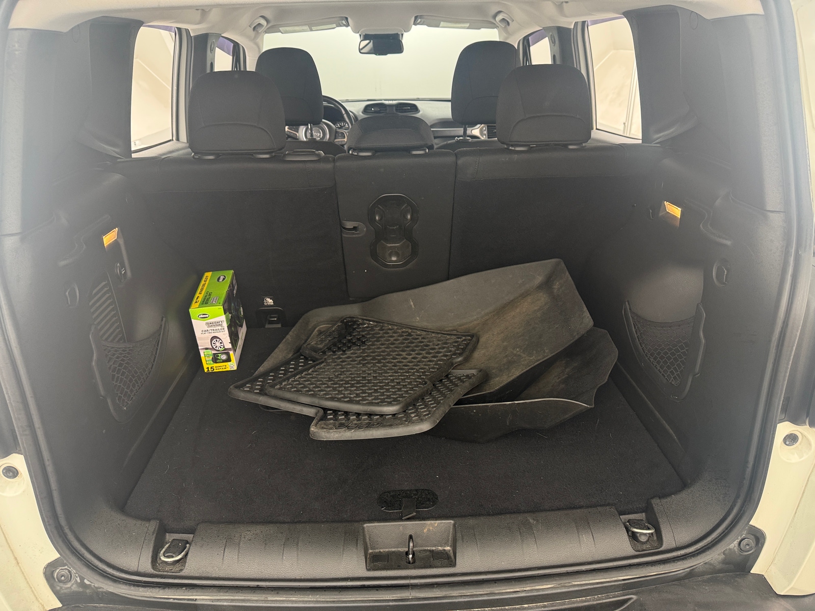 Thumbnail: 2017 Jeep Renegade - 7