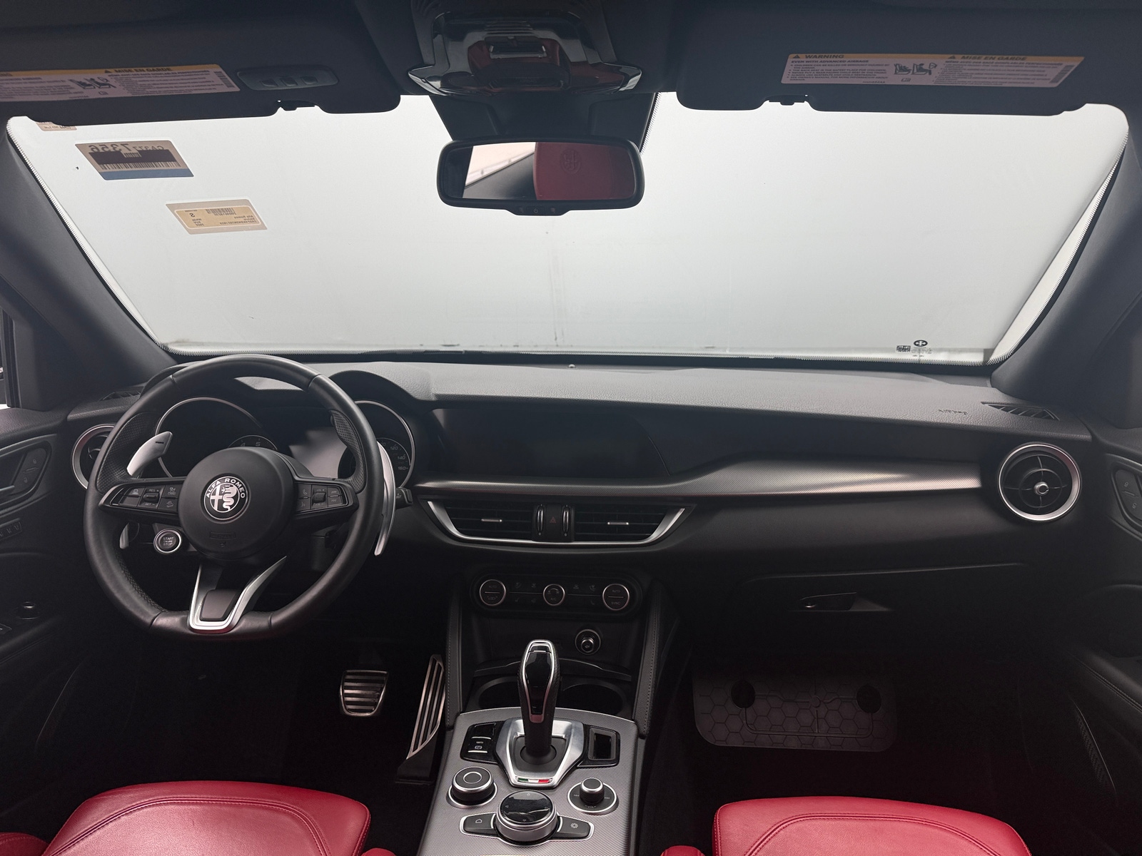 Thumbnail: 2022 Alfa Romeo Stelvio - 2