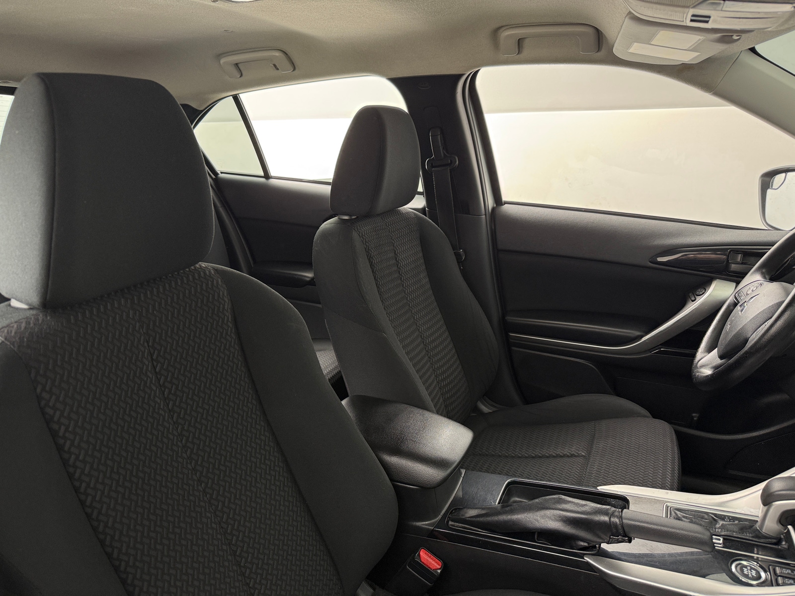 Thumbnail: 2022 Mitsubishi Eclipse Cross - 2