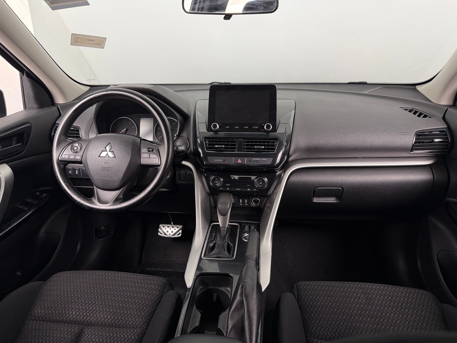 Thumbnail: 2022 Mitsubishi Eclipse Cross - 3