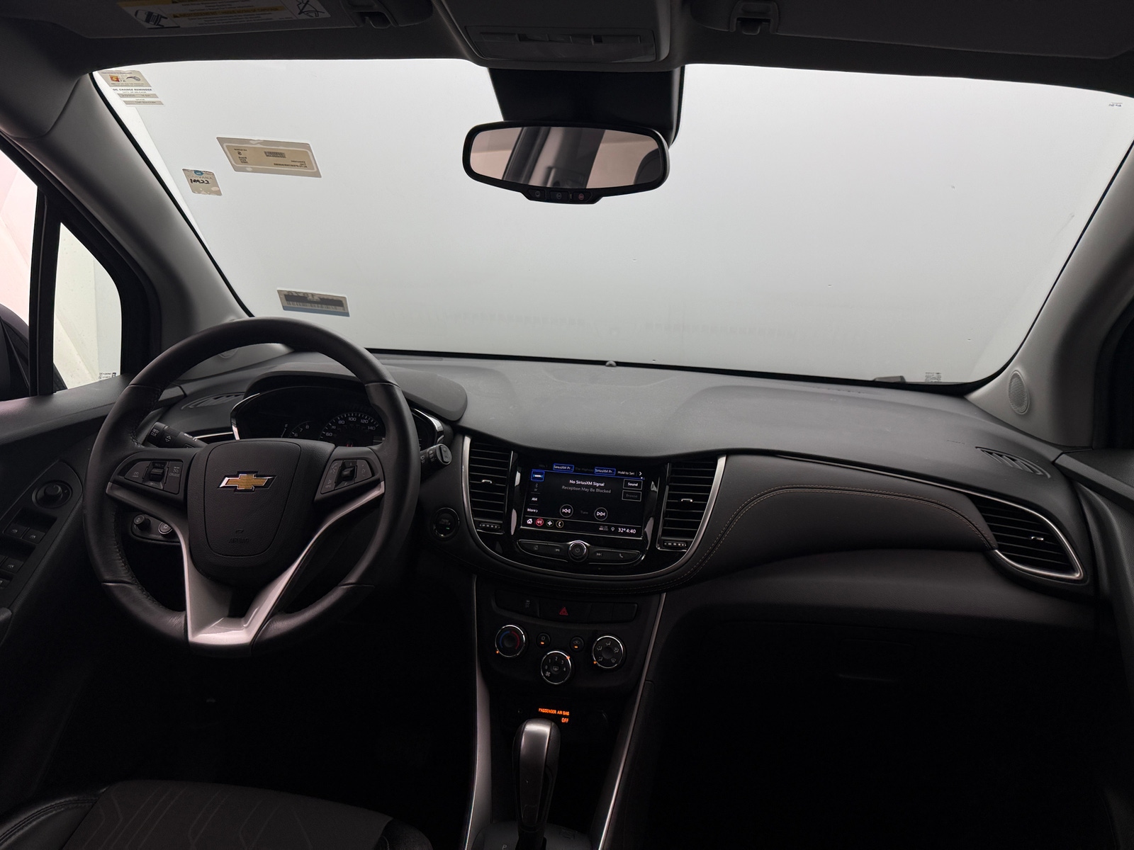 Thumbnail: 2022 Chevrolet Trax - 3